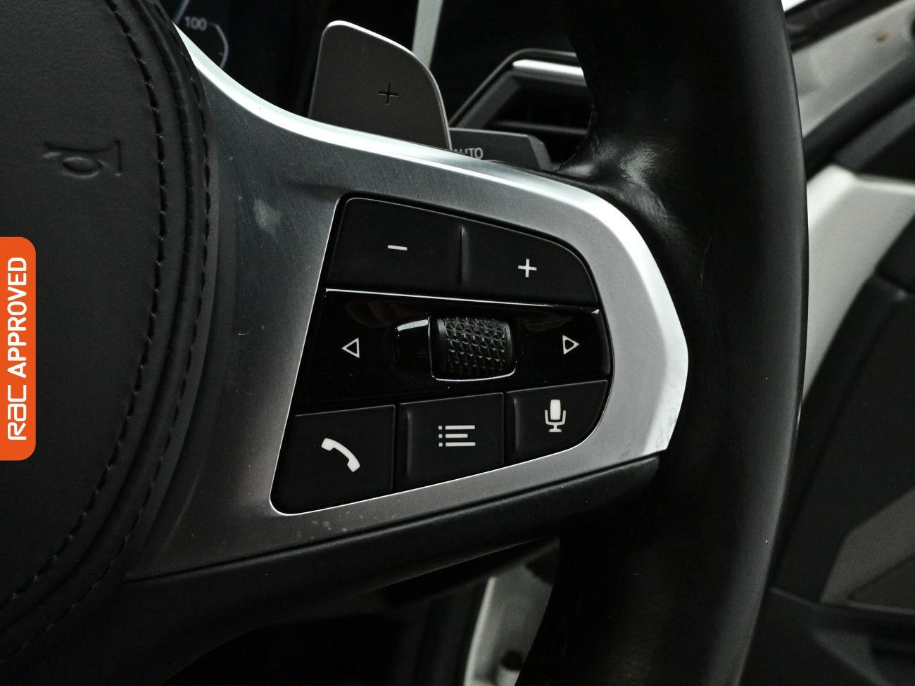 BMW 3 Series view 23
