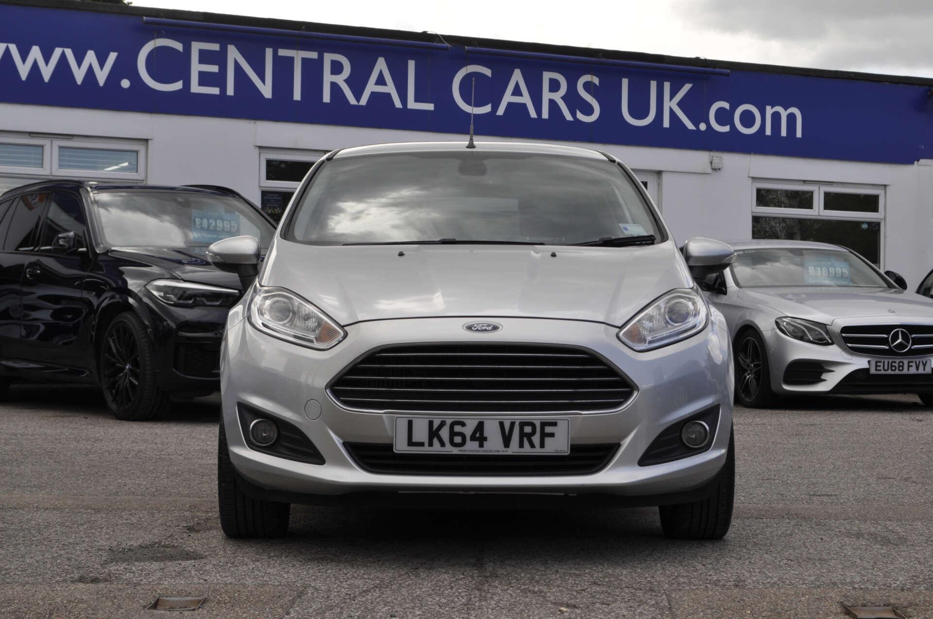 Ford Fiesta view 3