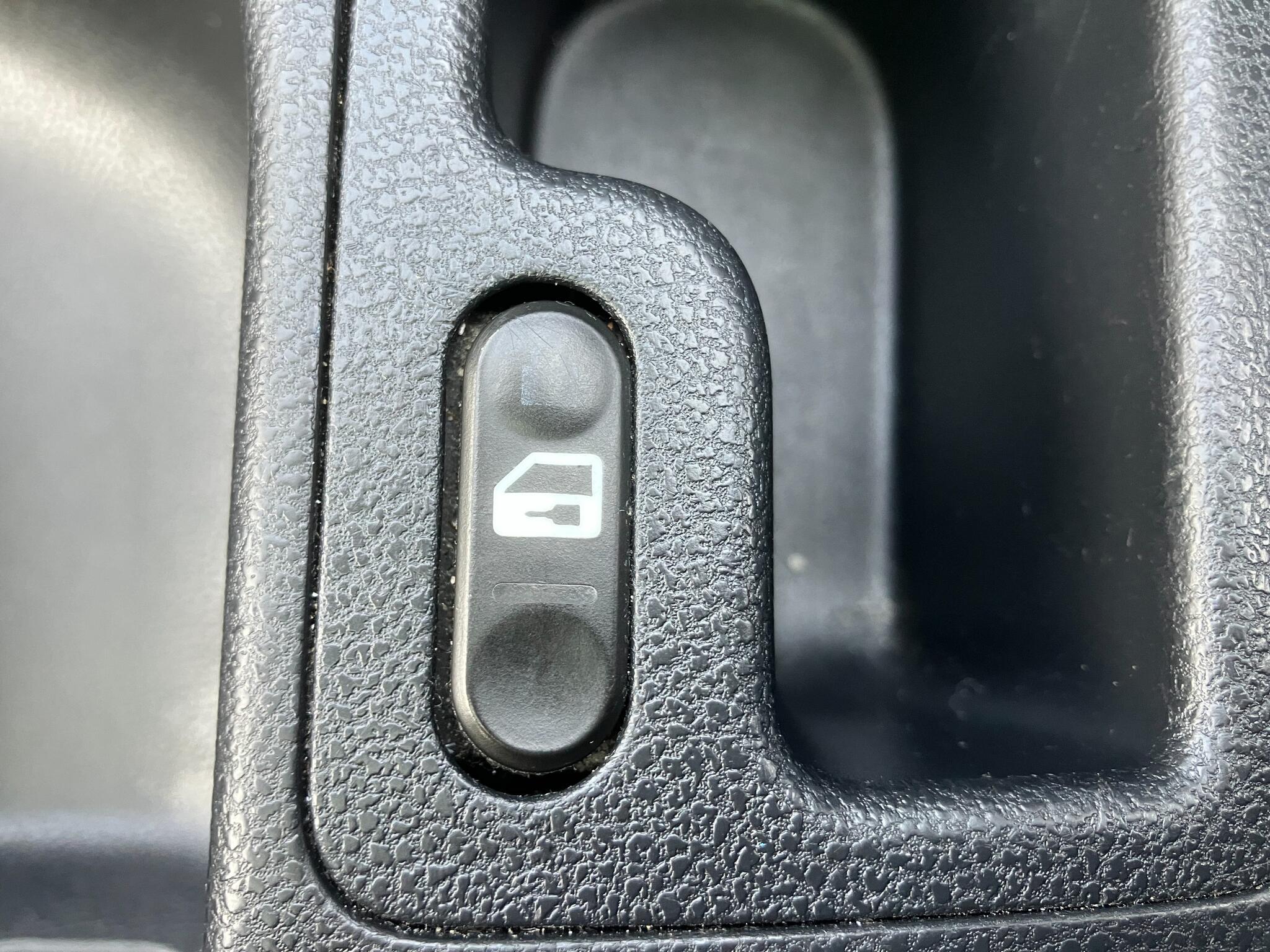 Nissan Qashqai+2 view 19