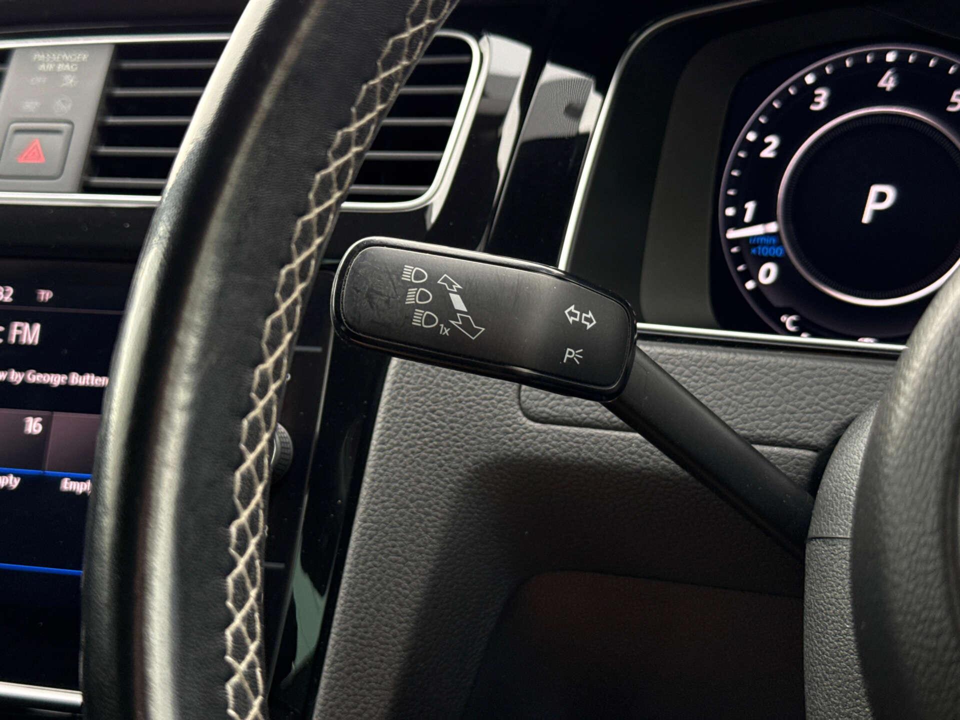 Volkswagen Golf view 55