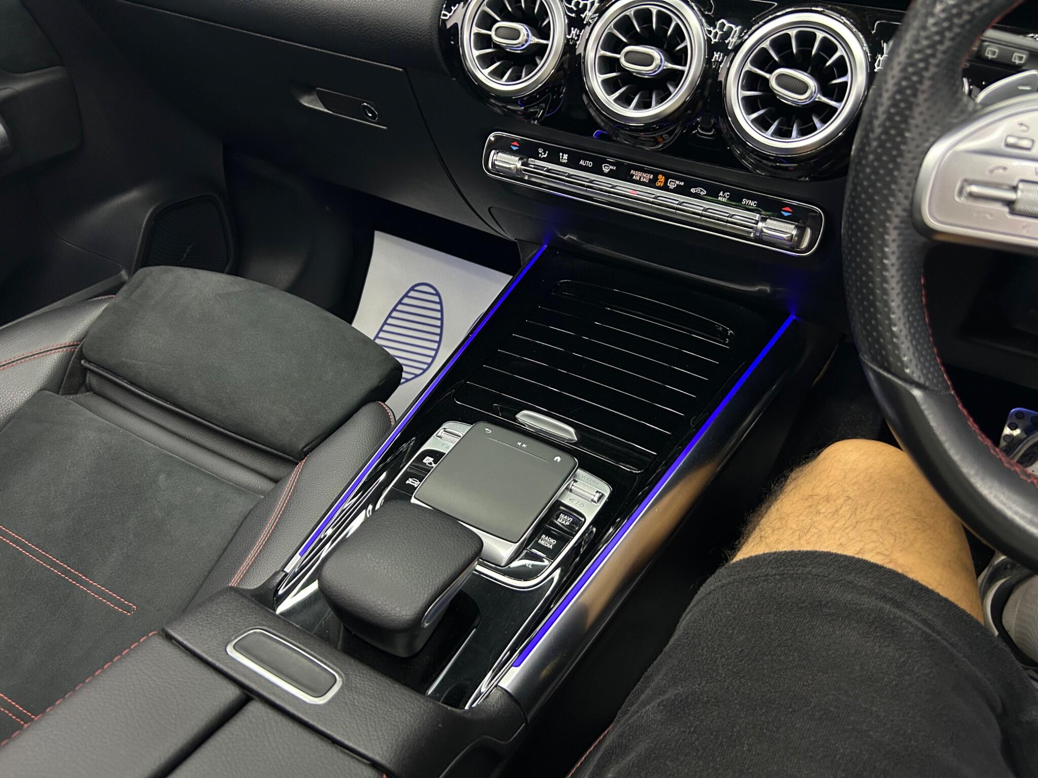 Mercedes-Benz B Class view 8