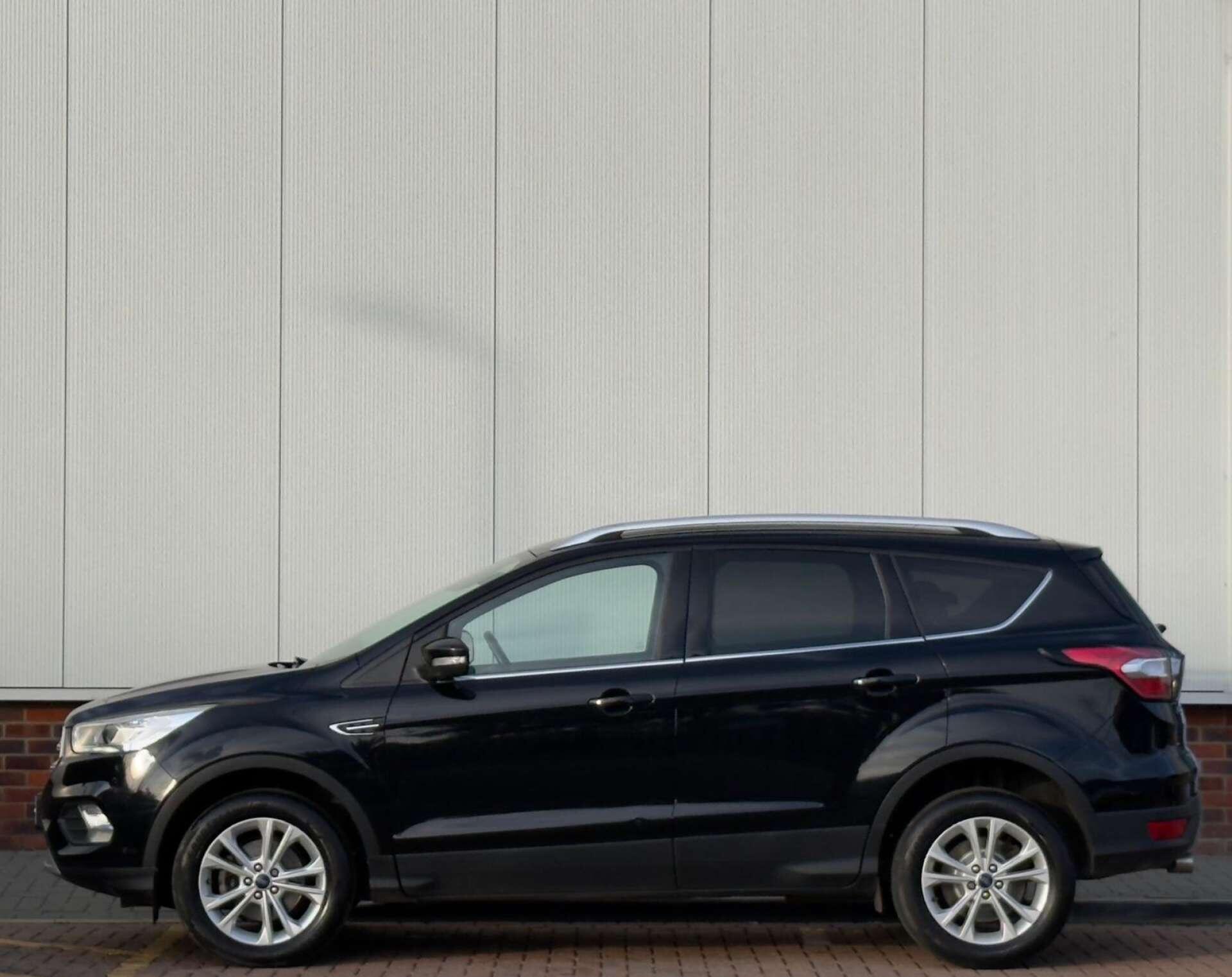 Ford Kuga view 16