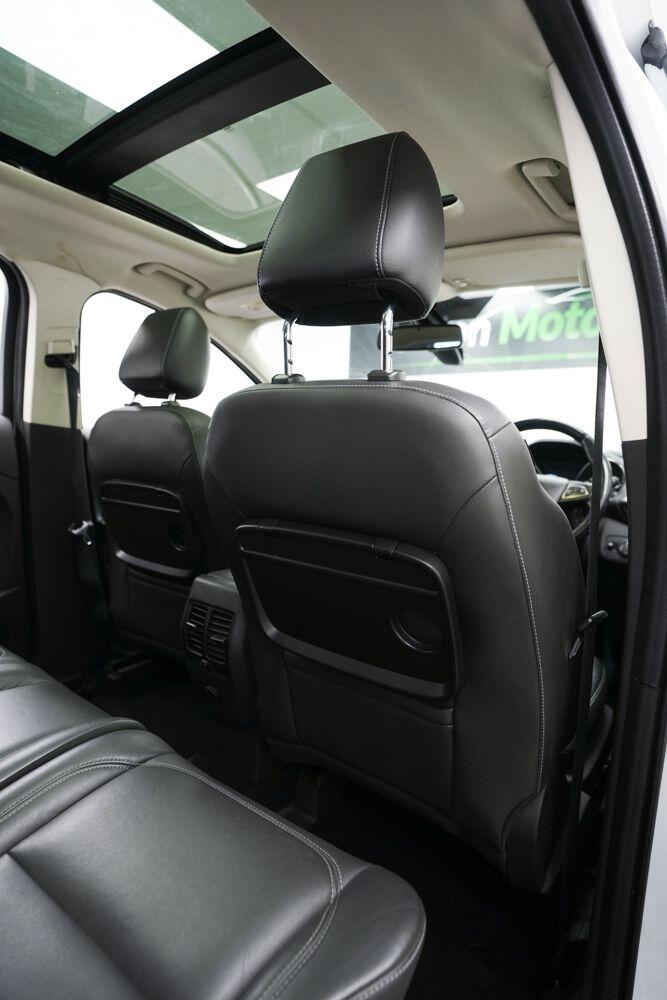 Ford Kuga view 15