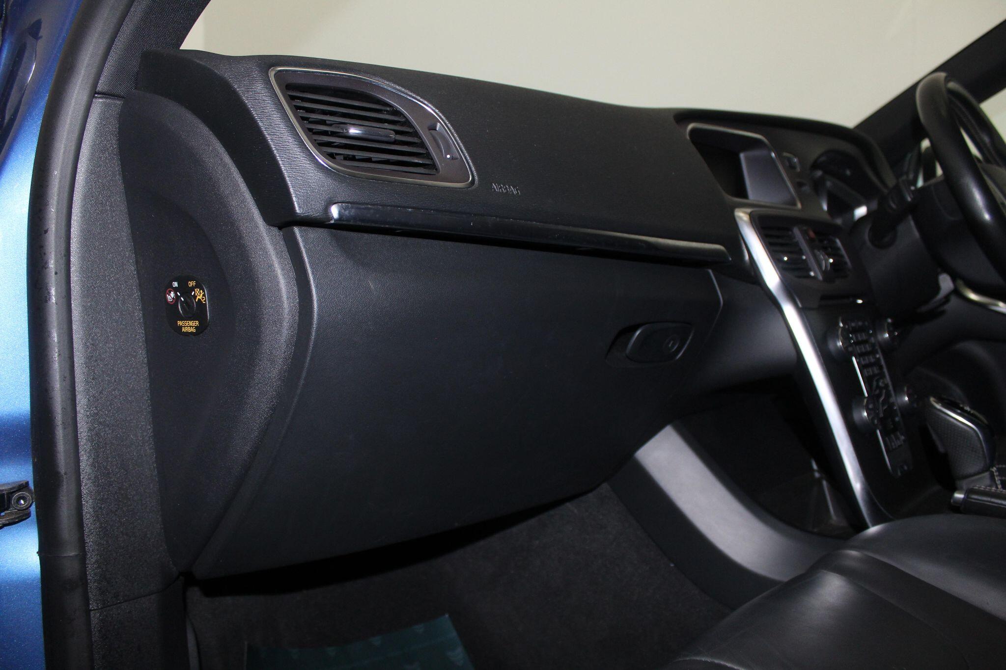 Volvo V40 view 31