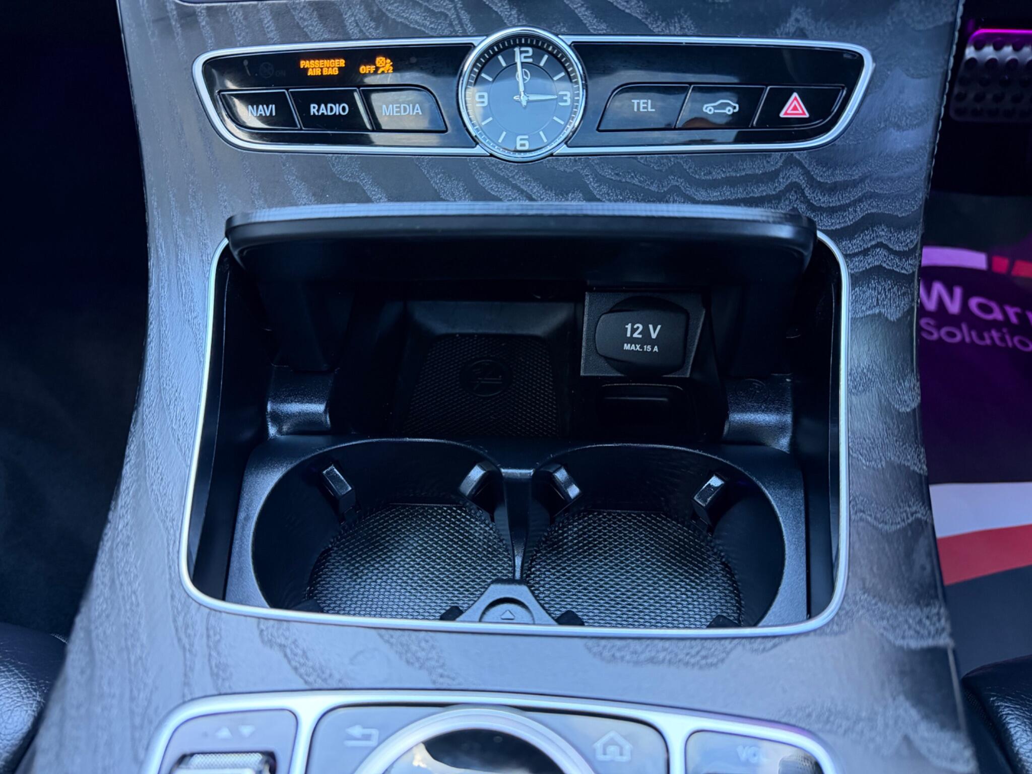 Mercedes-Benz E Class view 22