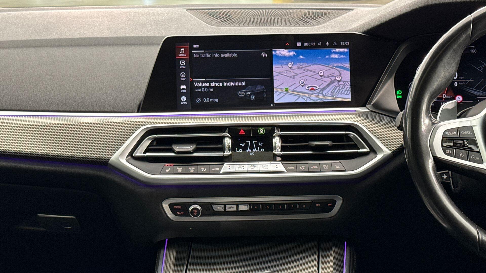 BMW X5 view 8