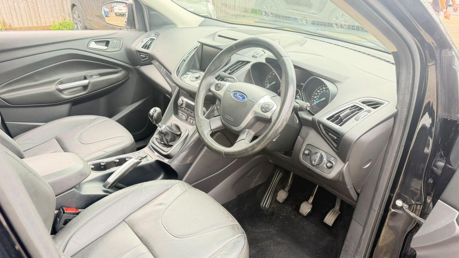 Ford Kuga view 33