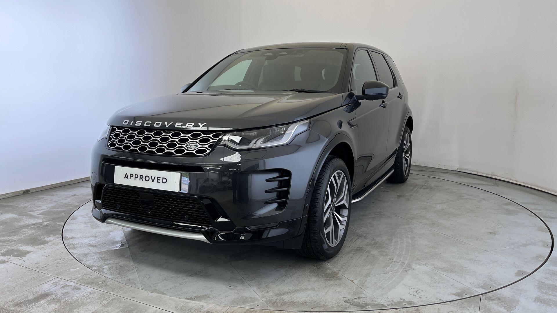 Land Rover Discovery Sport view 34