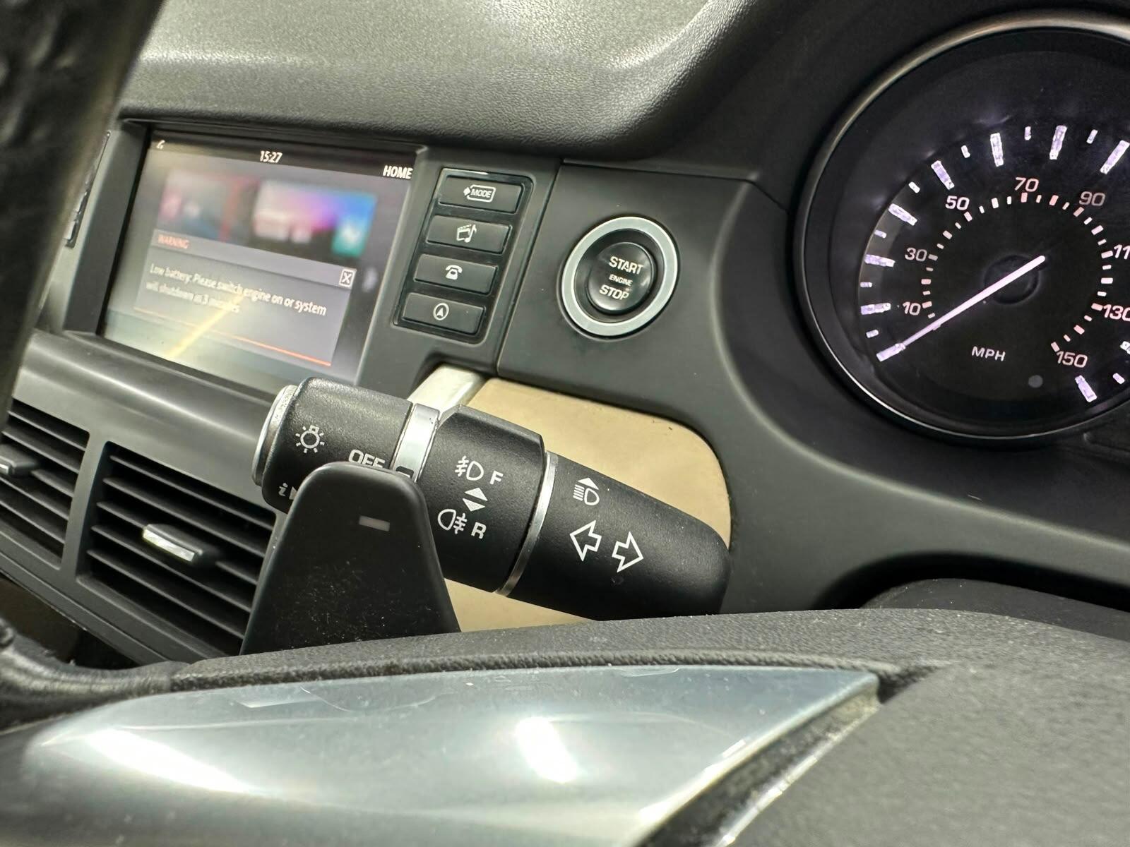 Land Rover Discovery Sport view 44
