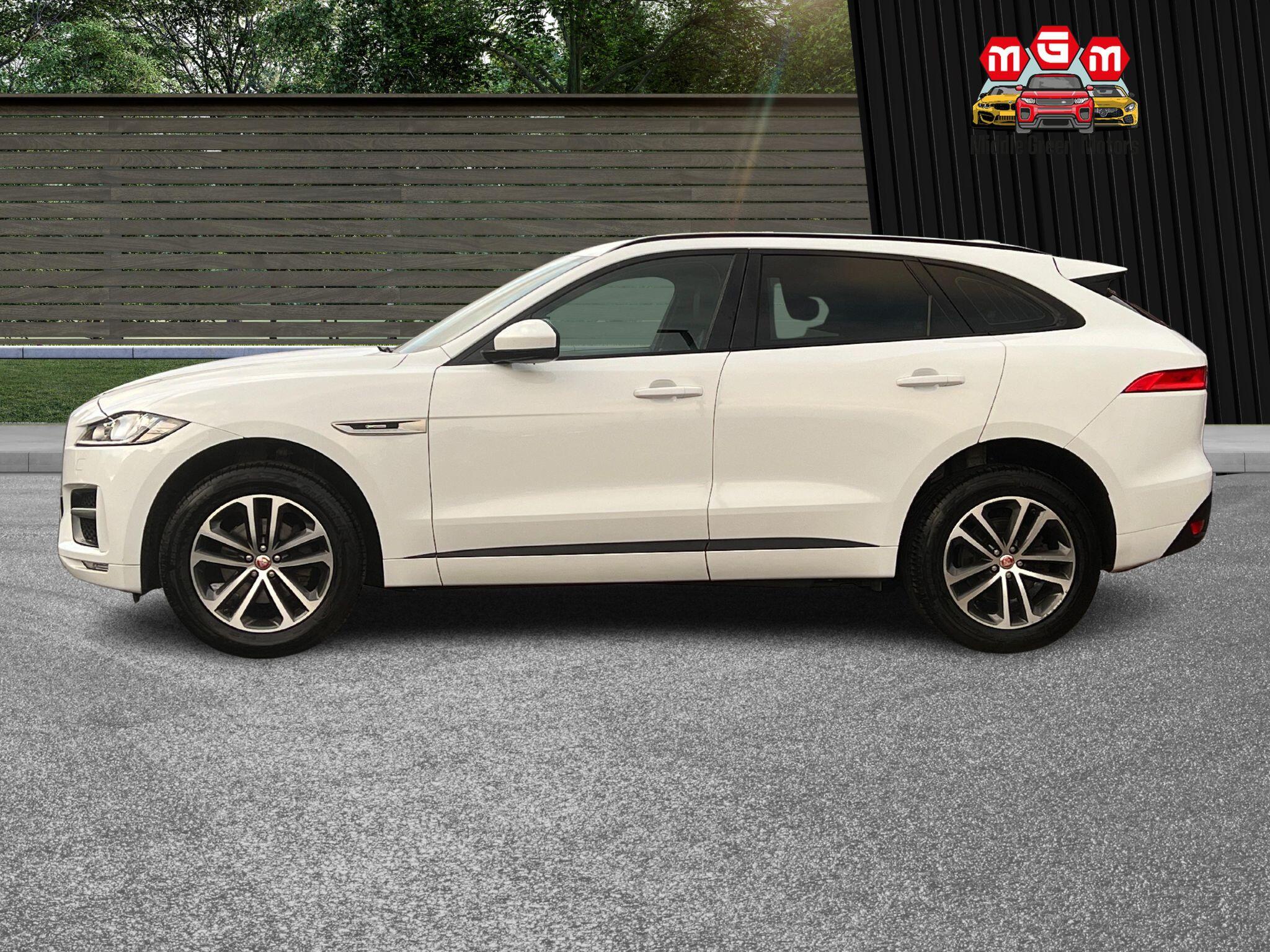 Jaguar F-Pace view 6