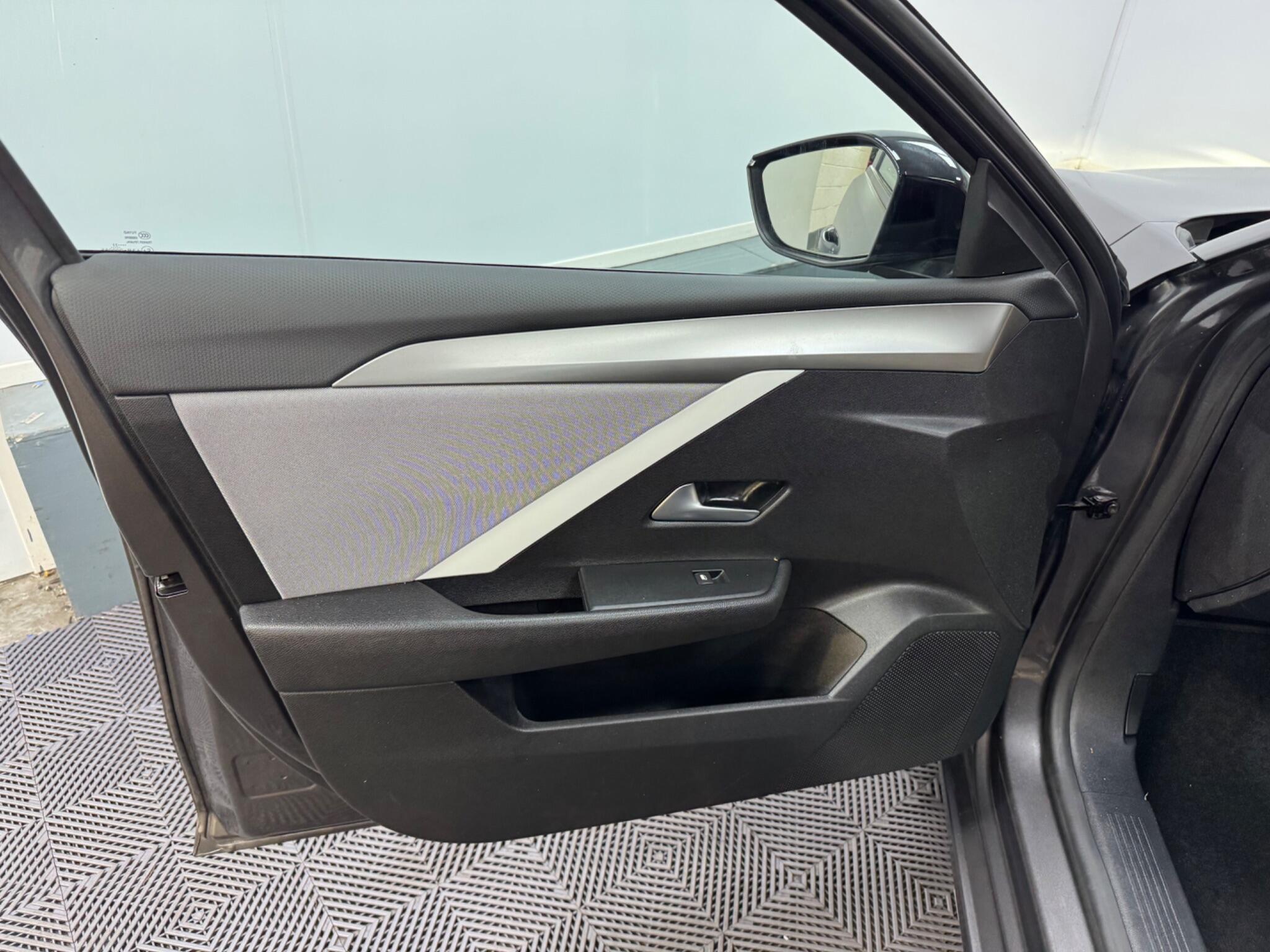 Vauxhall Astra view 39