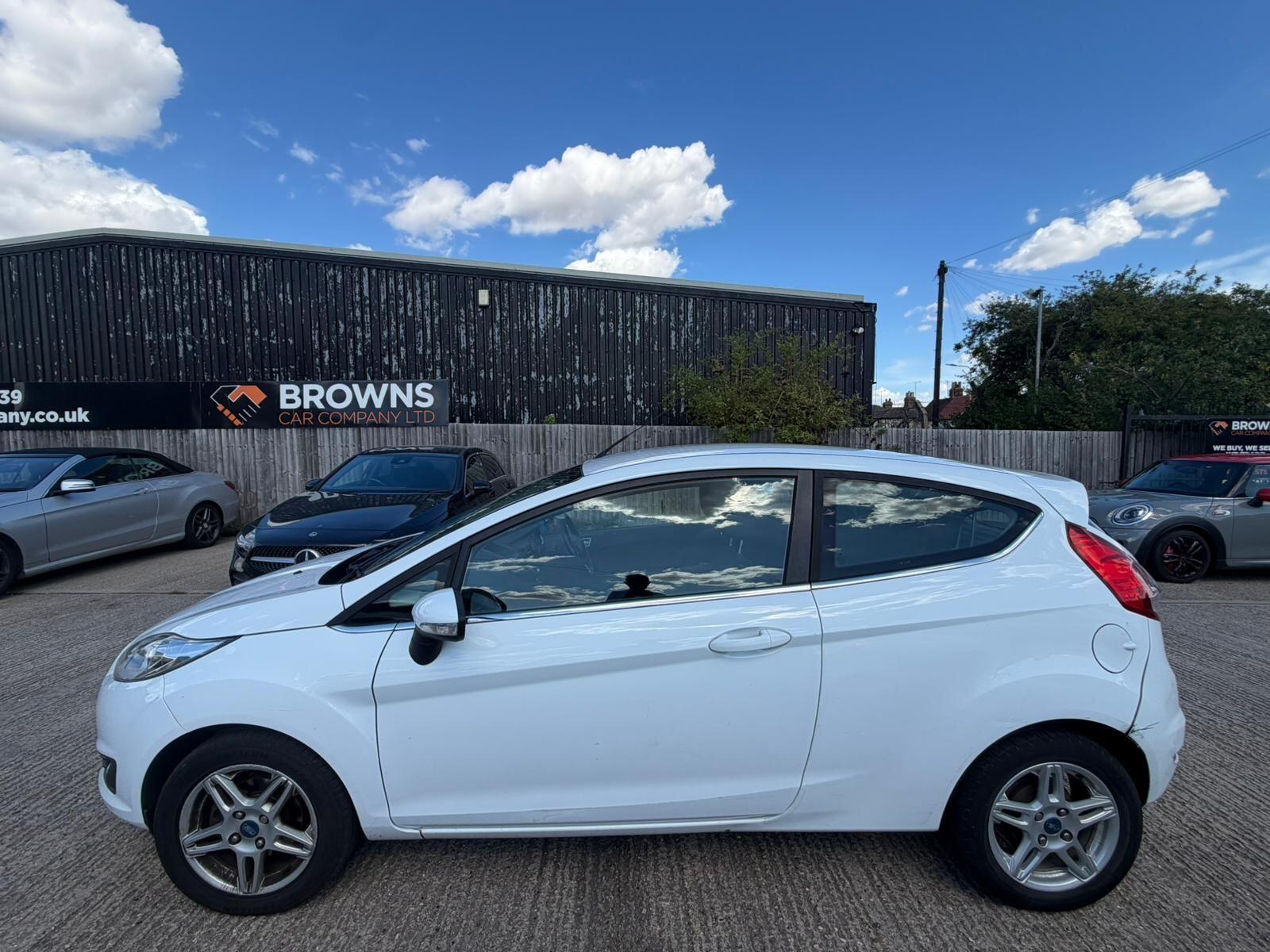 Ford Fiesta view 6