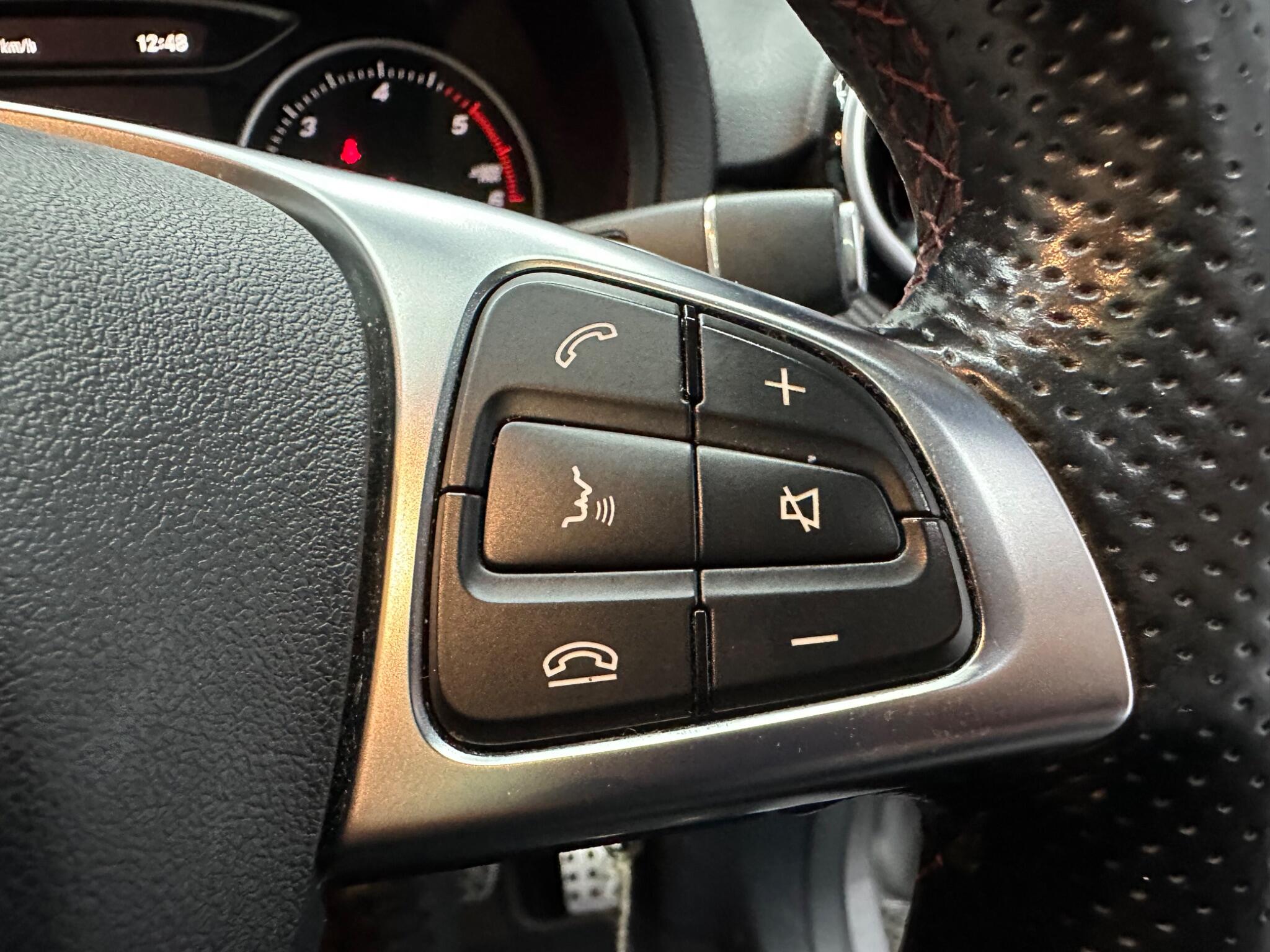 Mercedes-Benz B-Class view 18