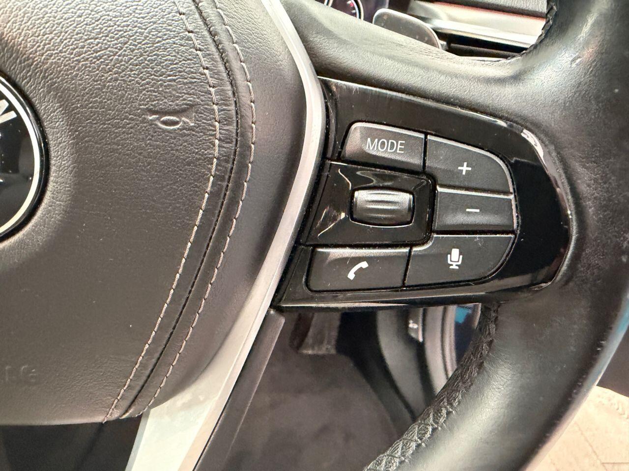 BMW 5 Series view 40