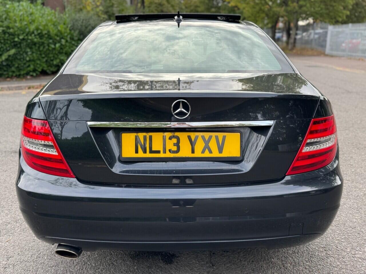 Mercedes-Benz C-Class view 4