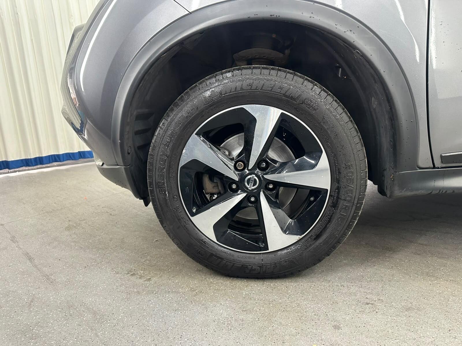 Nissan Juke view 19