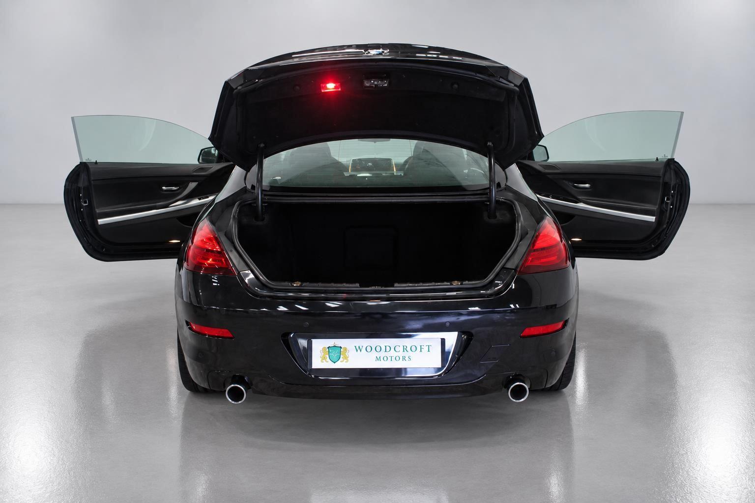 BMW 6 Series view 22