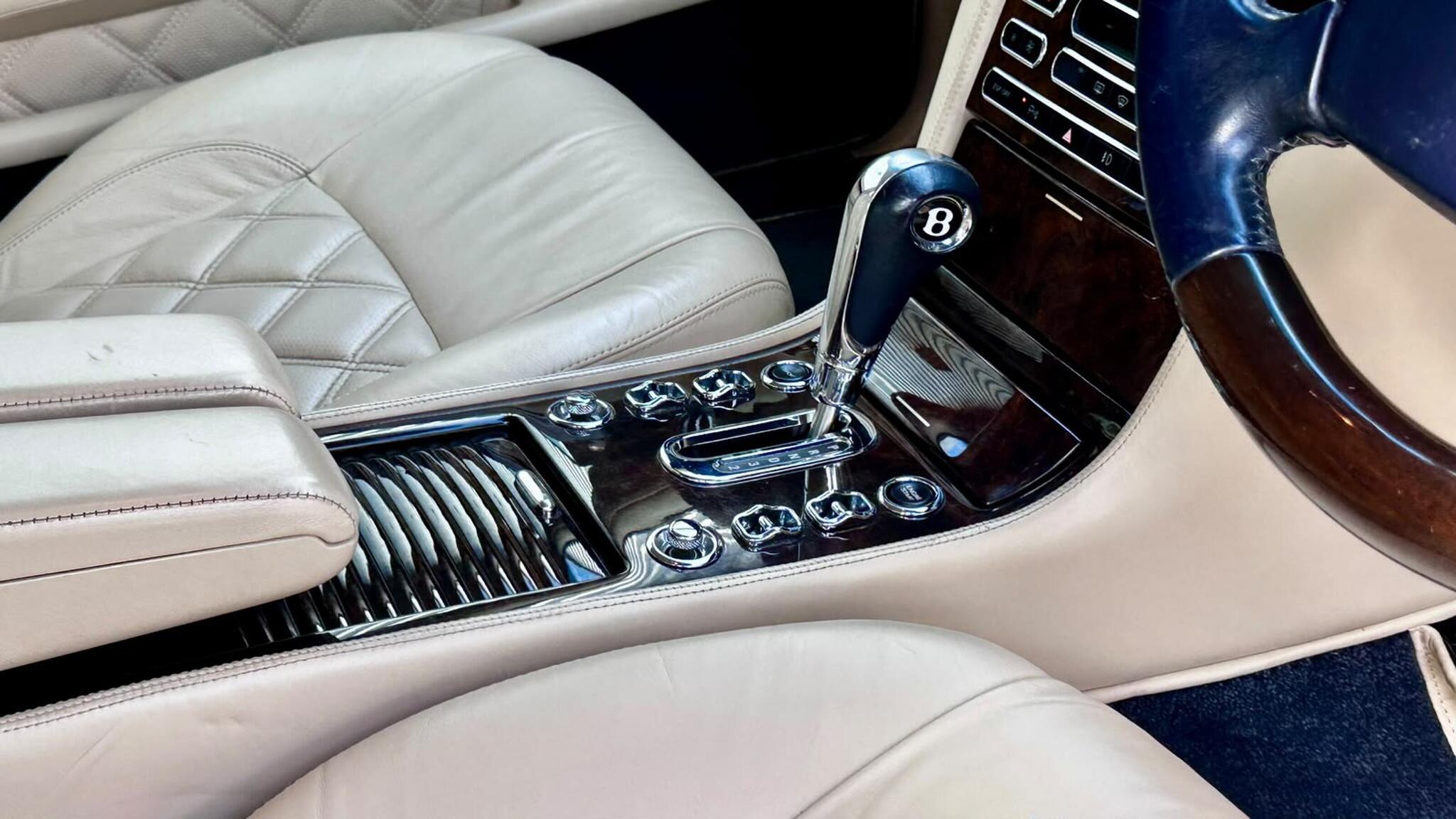 Bentley Arnage view 46