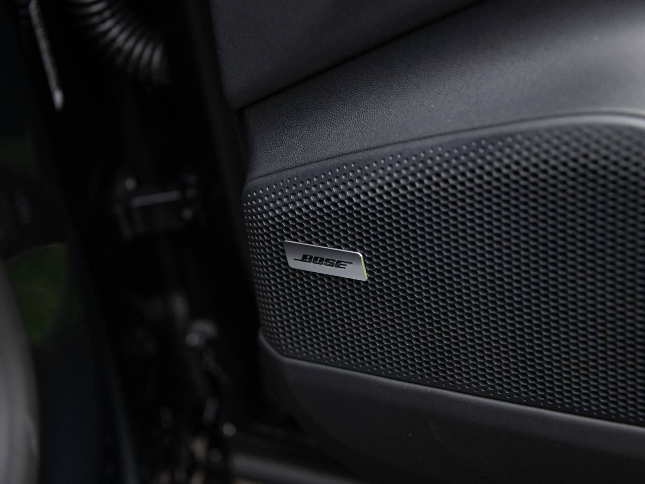 Porsche Macan view 37