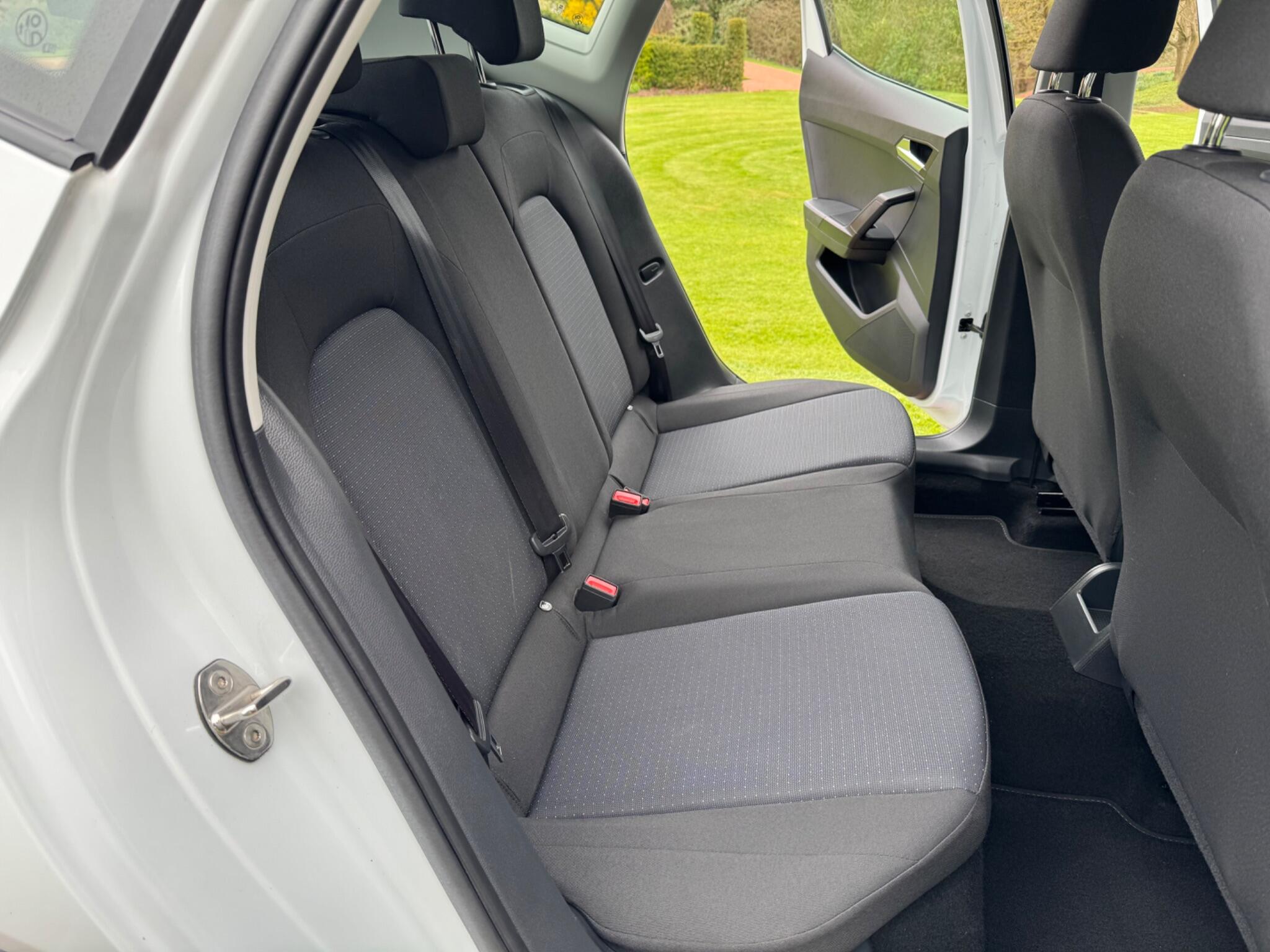 Seat Arona view 19