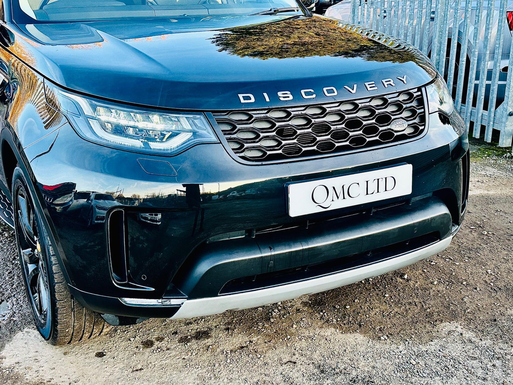 Land Rover Discovery view 12