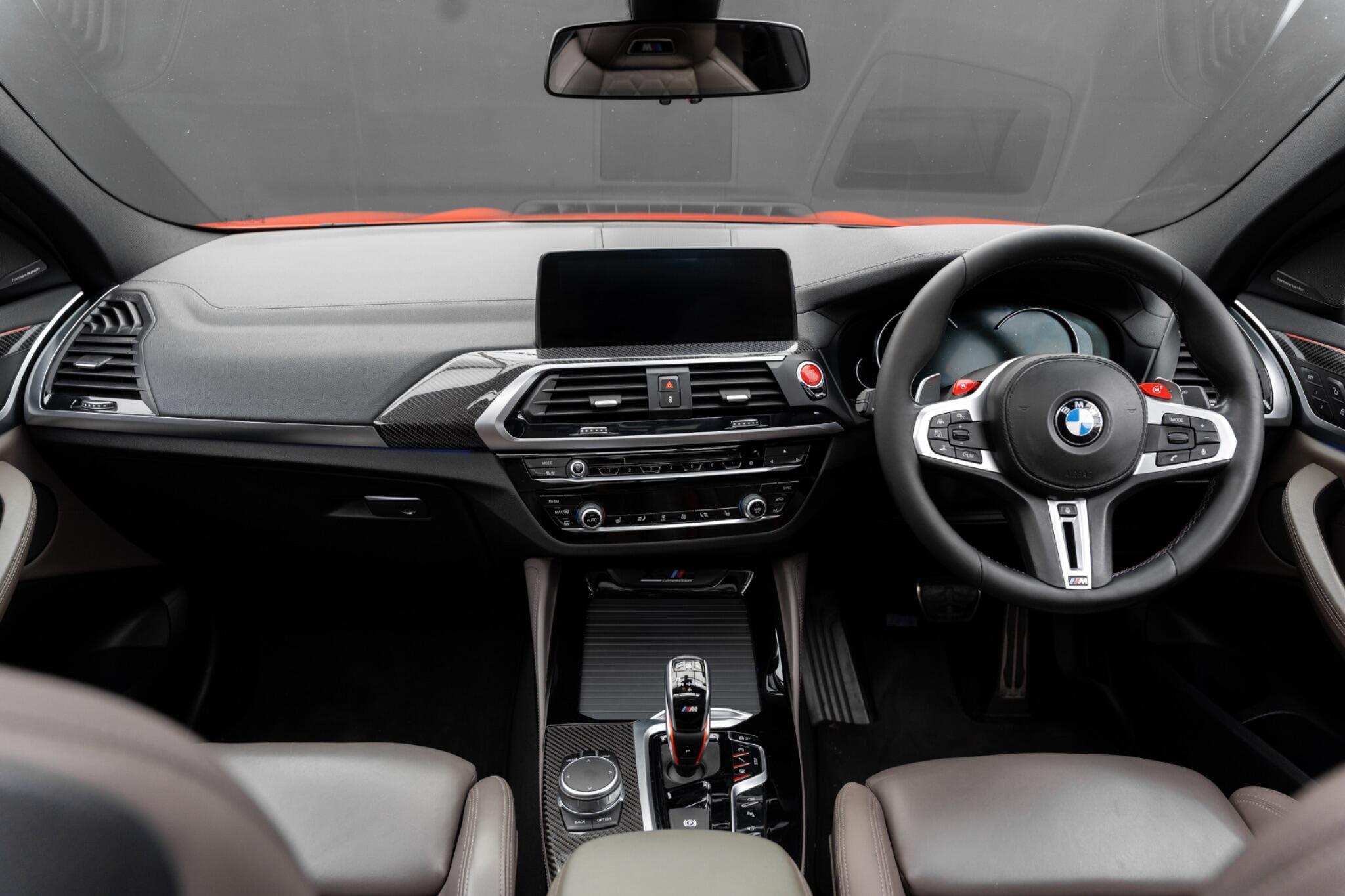 BMW X4 M view 39
