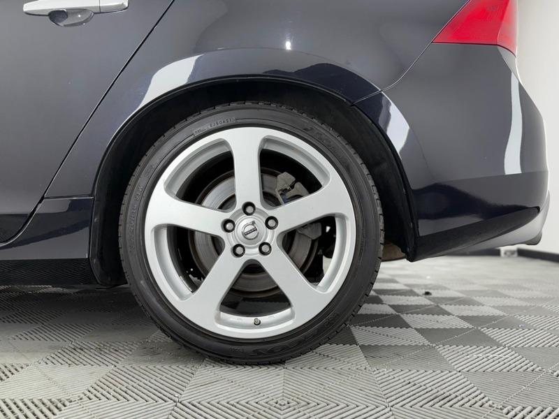 2011 Volvo S60 image 11