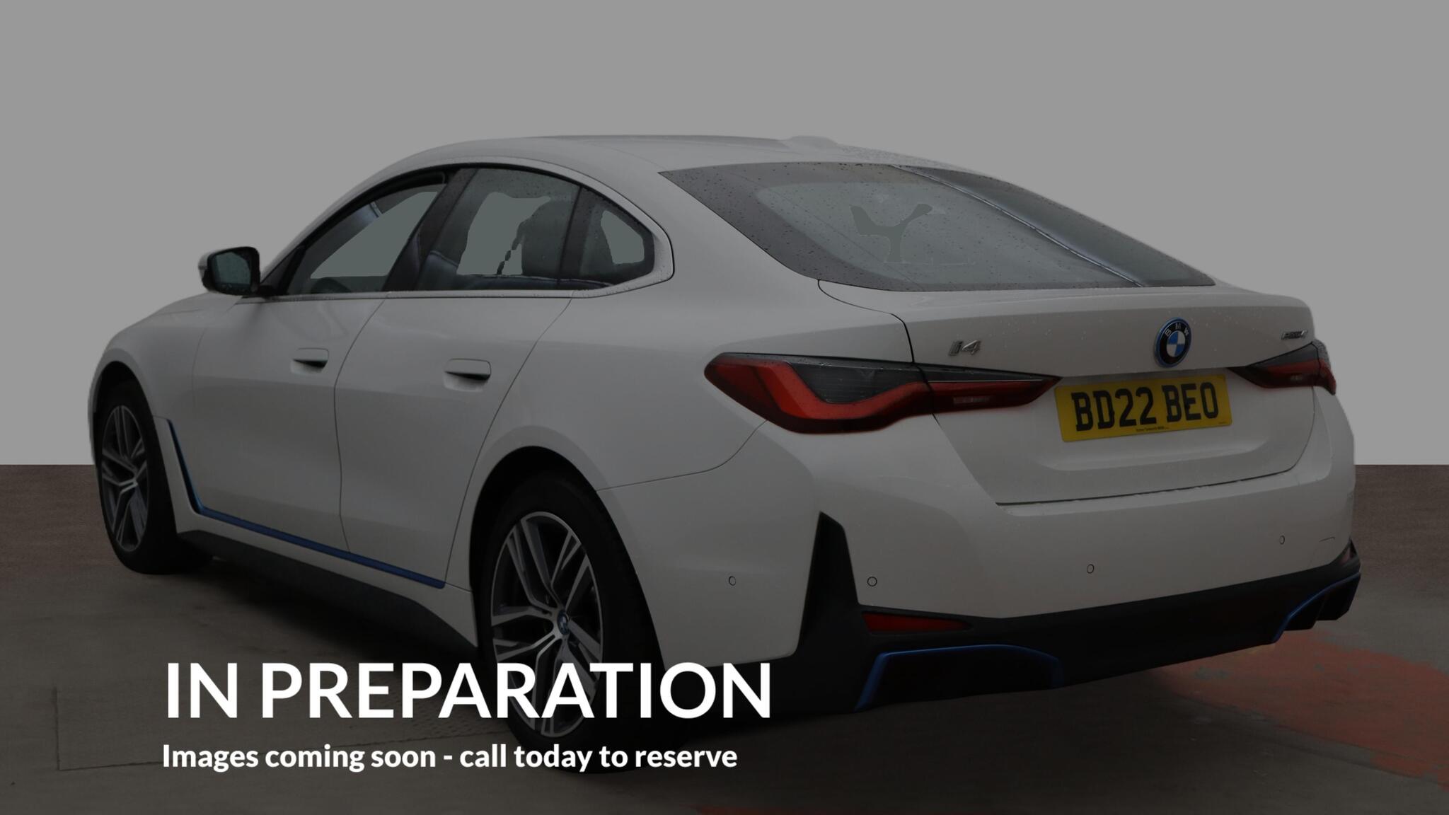 BMW I4 view 3