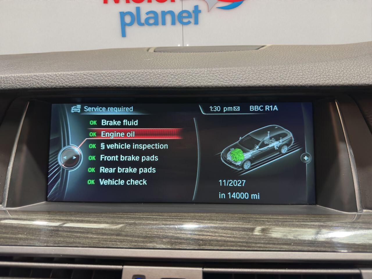 BMW 5 Series view 27