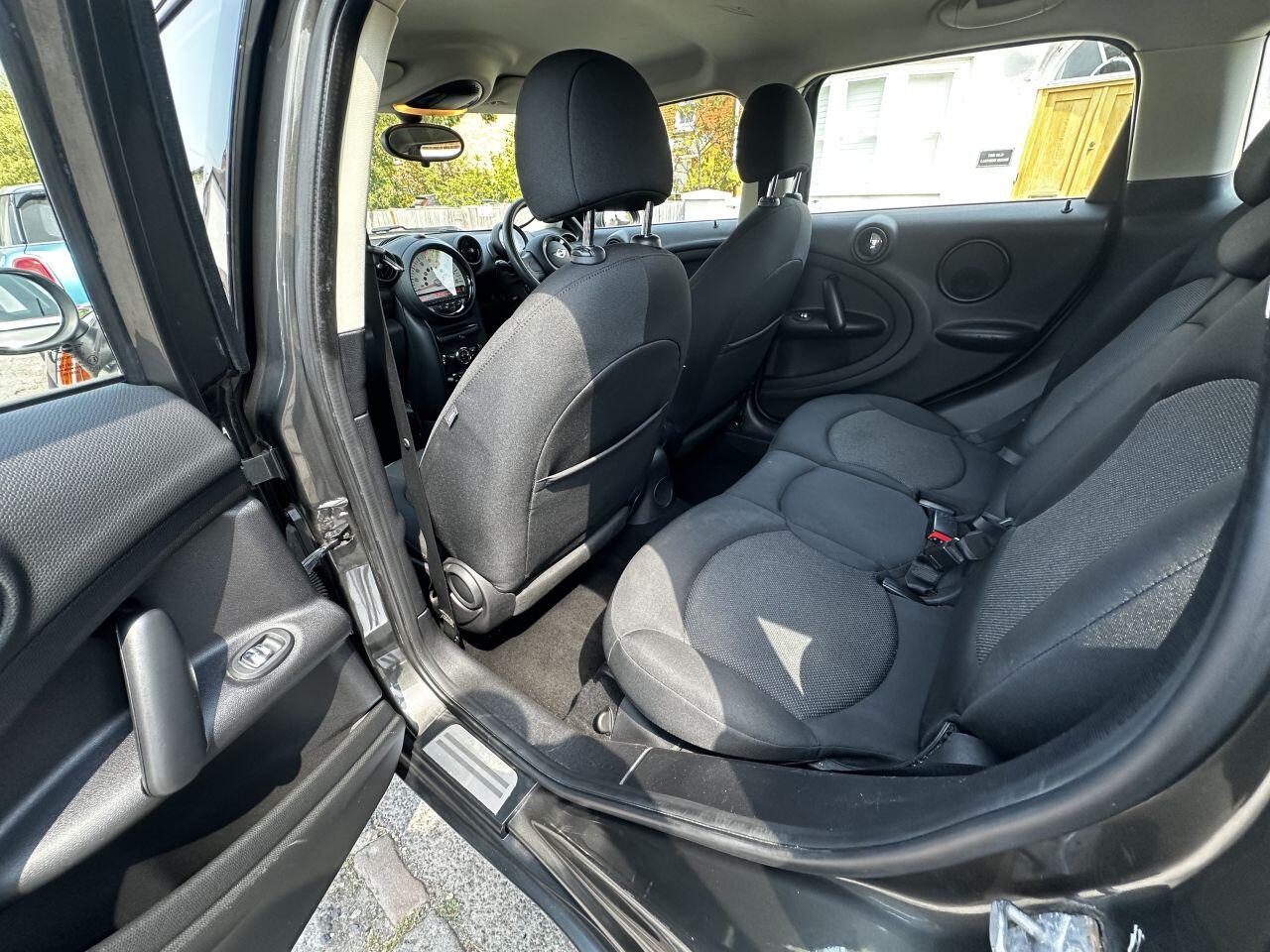 Mini Countryman view 21