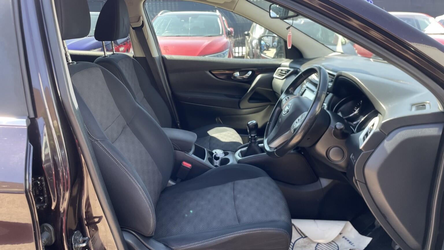Nissan Qashqai view 26