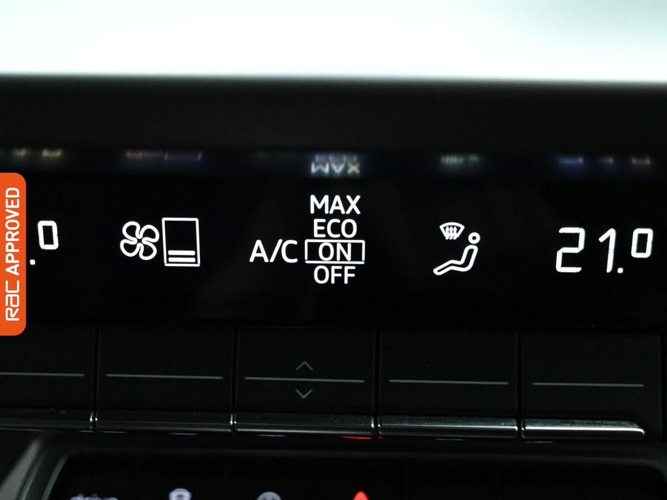 Audi A3 view 16