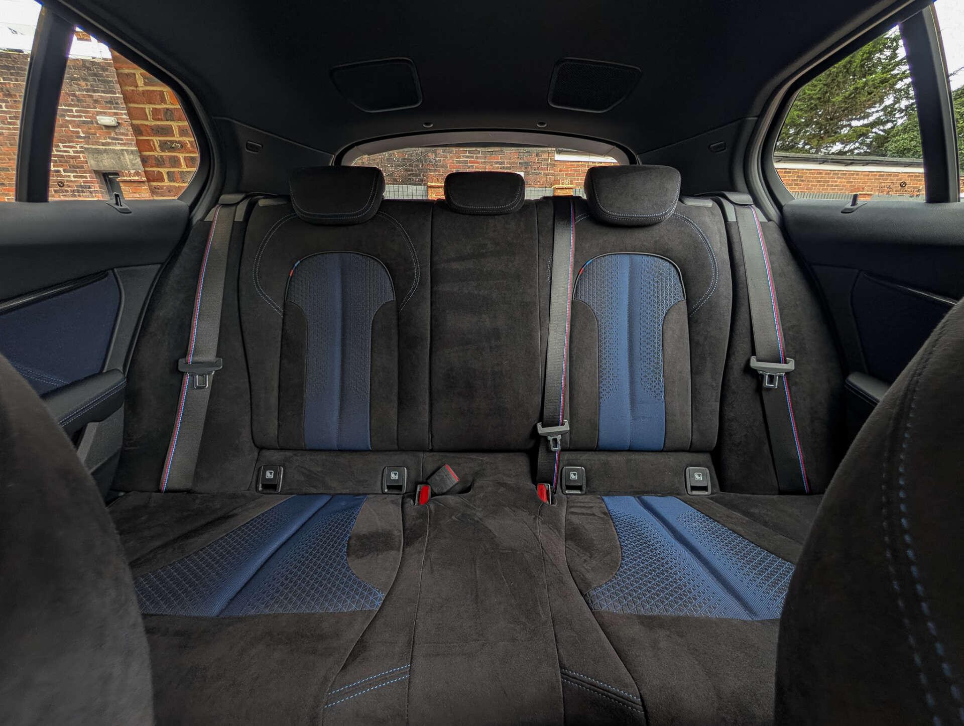 BMW 1 Series view 25