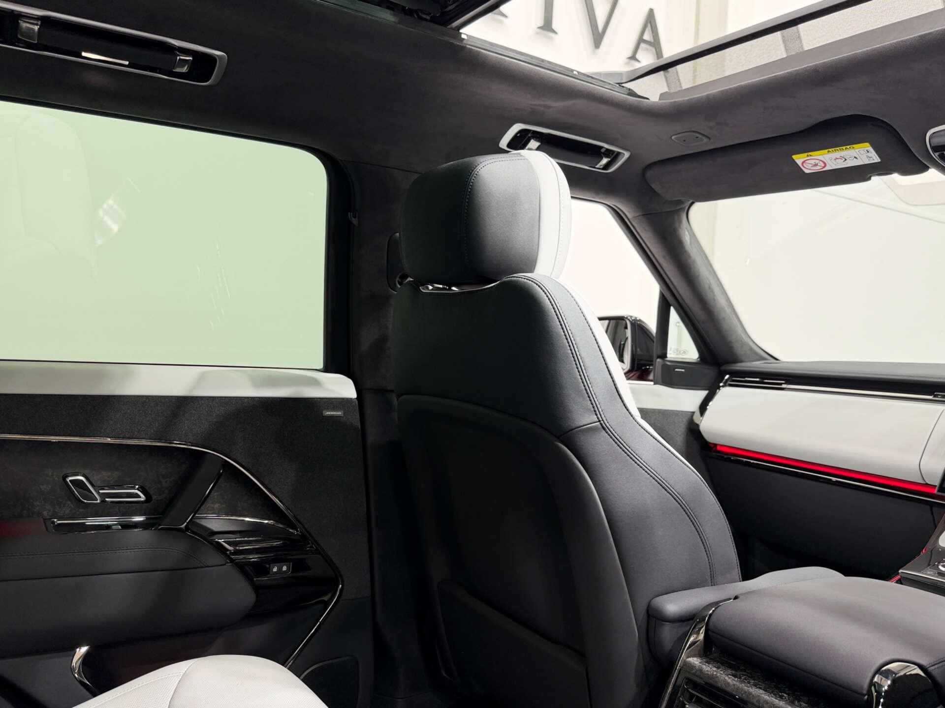 Land Rover Range Rover Sport view 16