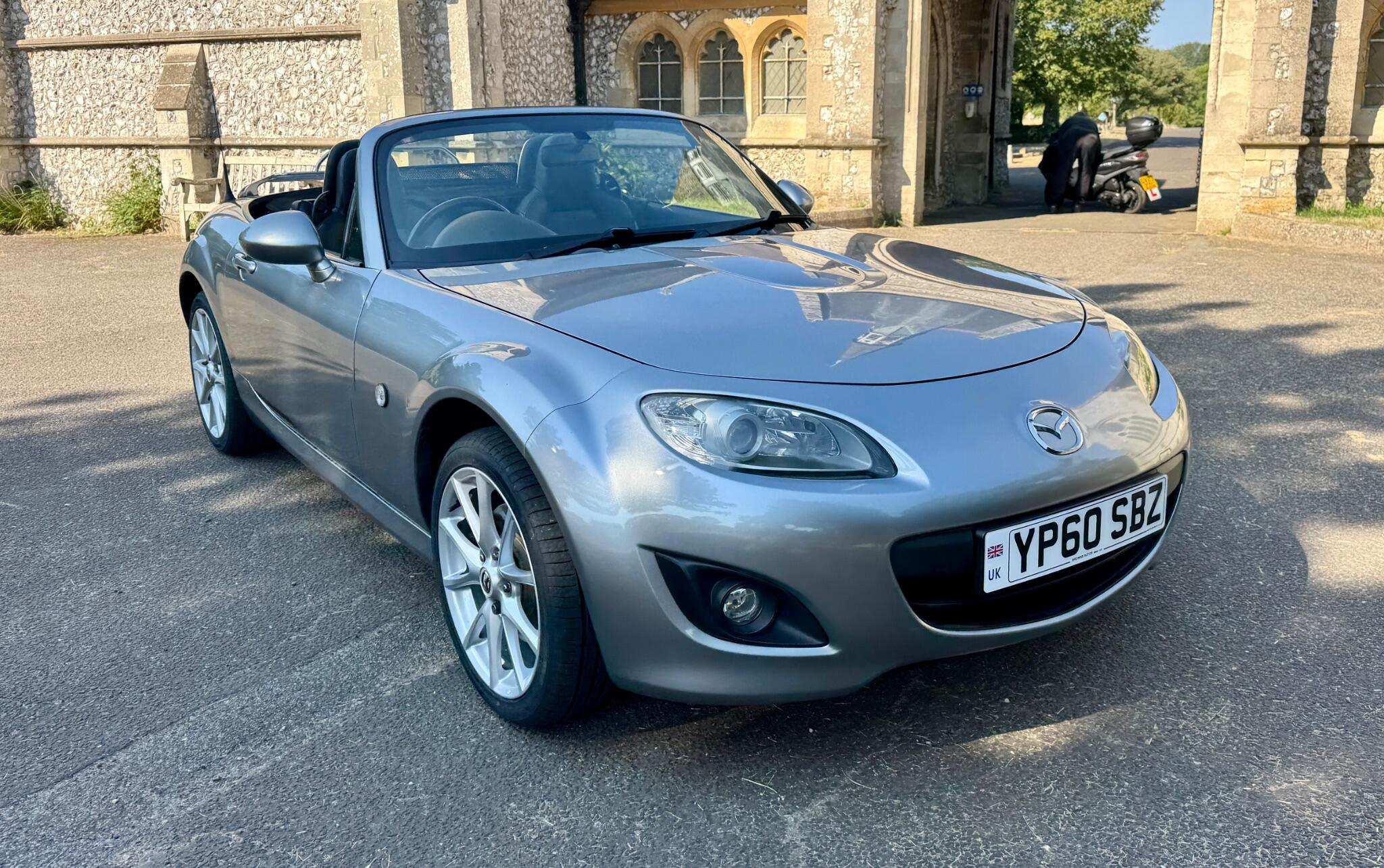 Mazda MX-5 view 9