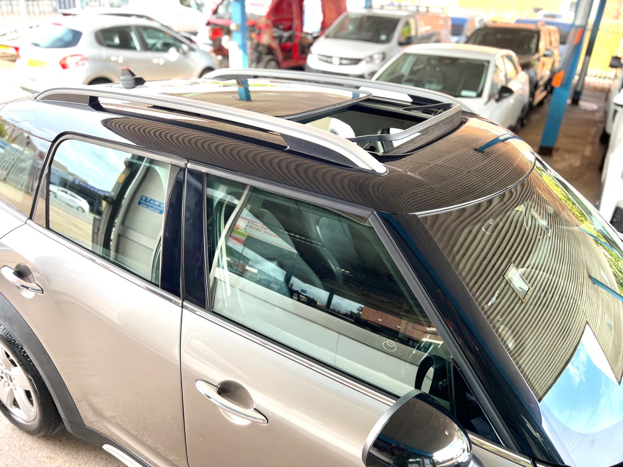 Mini Countryman view 10