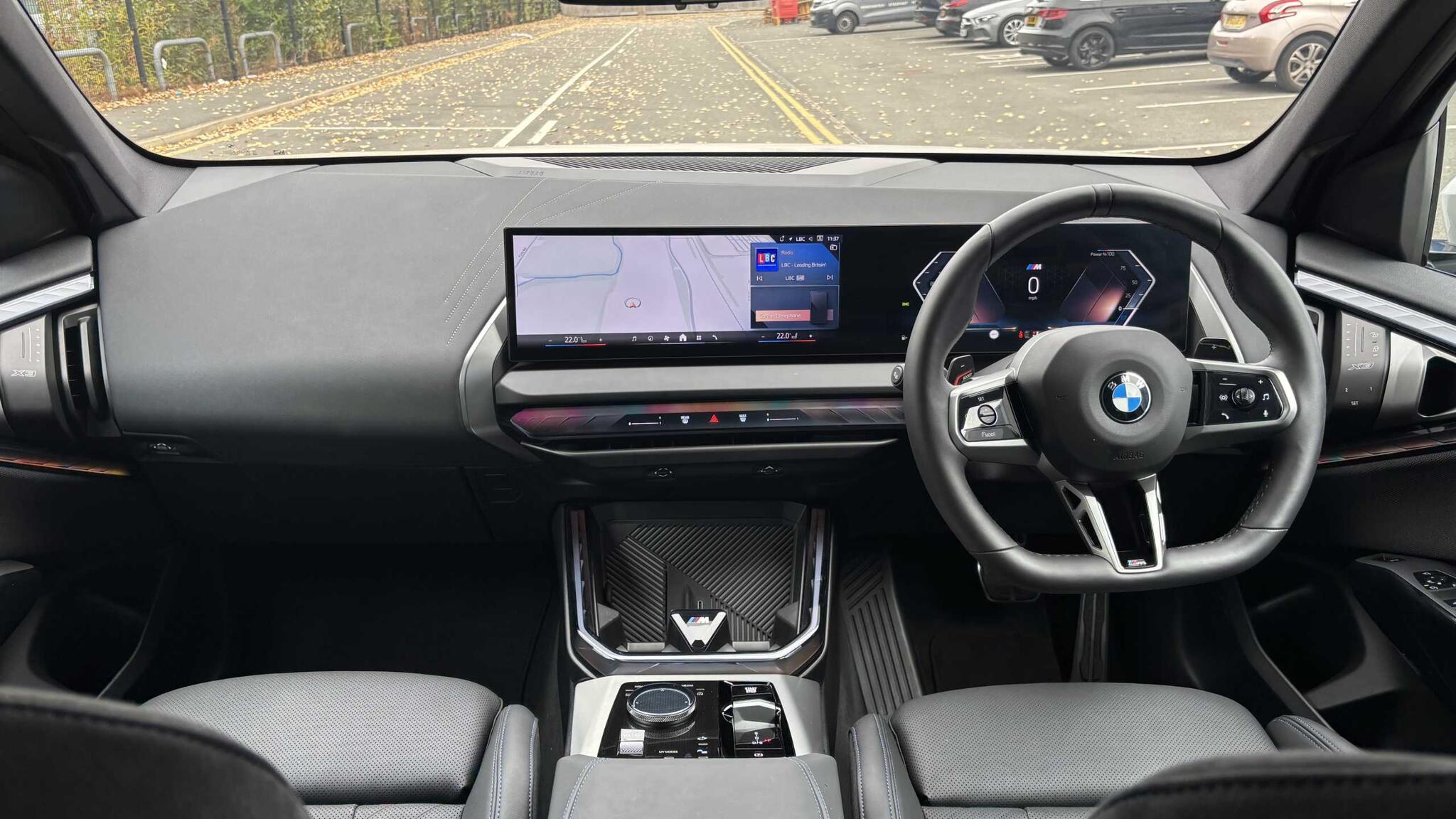 BMW X3 view 4