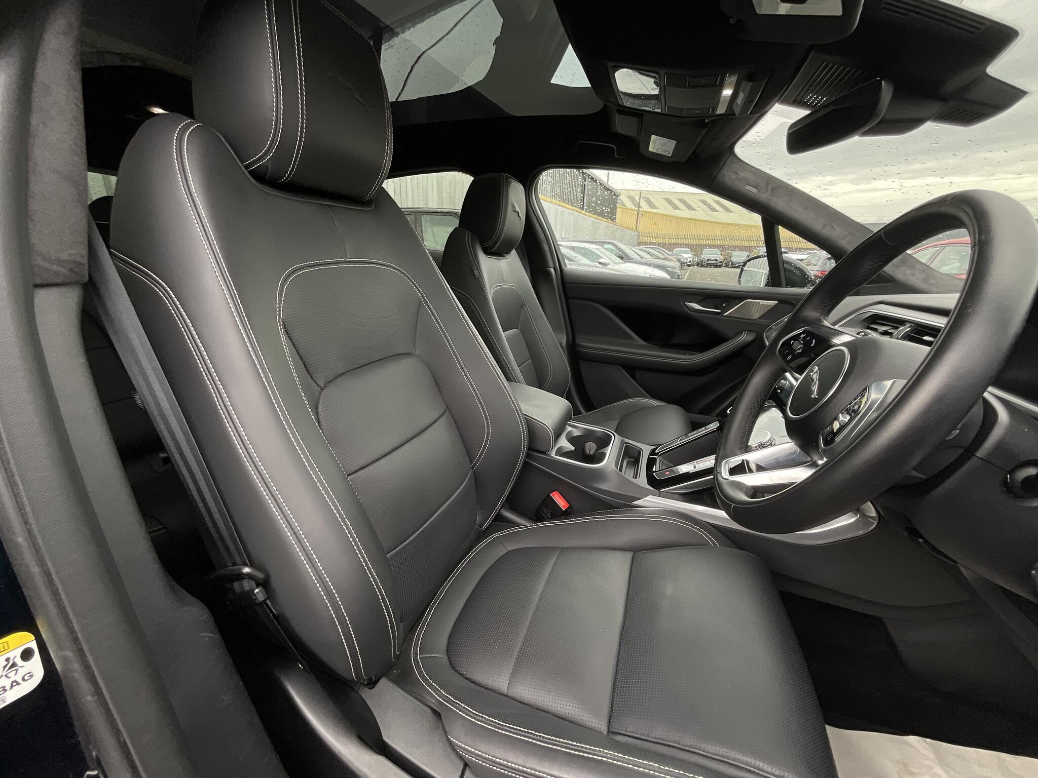 Jaguar I-Pace view 8