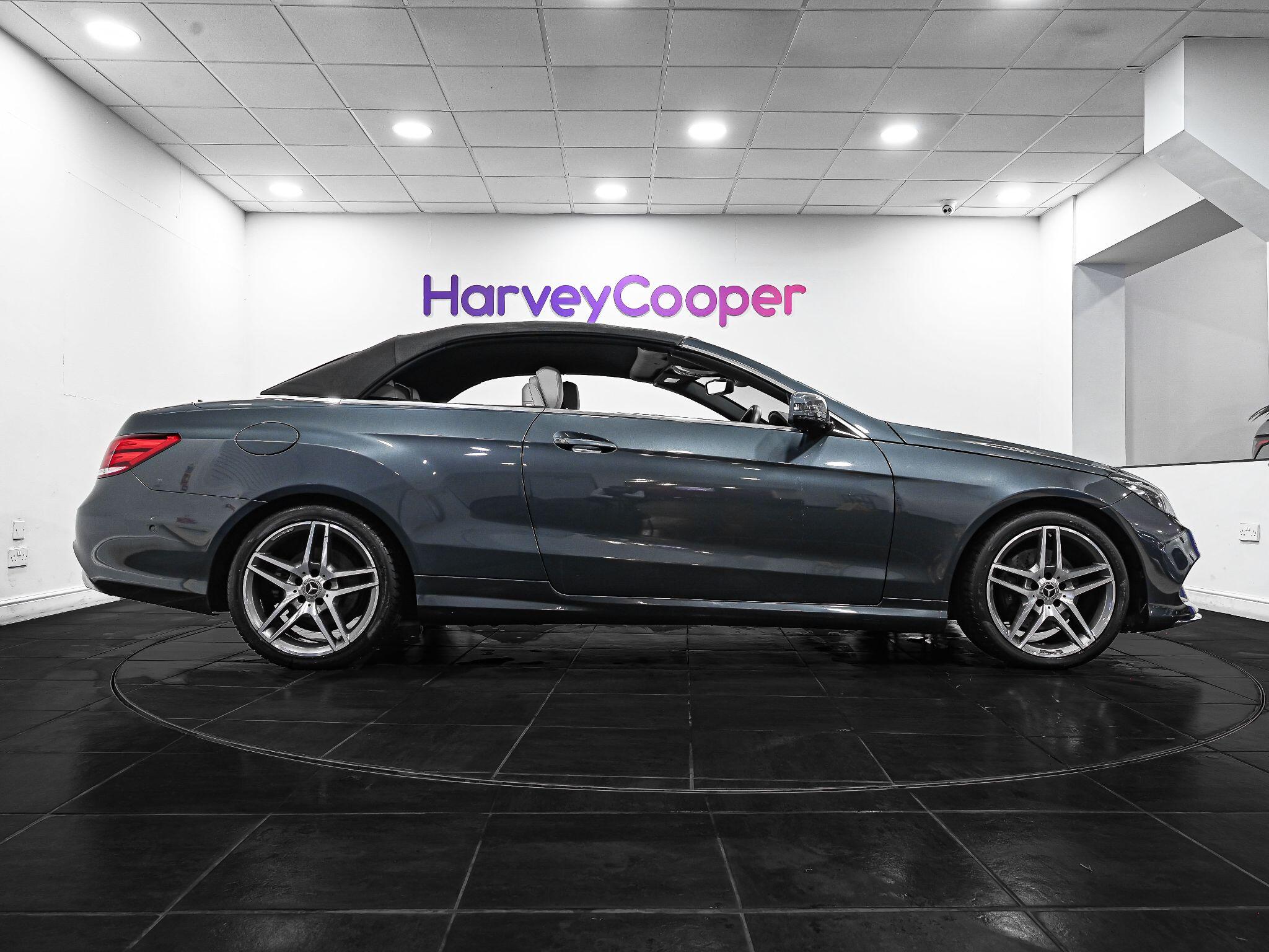 Mercedes-Benz E-Class view 16