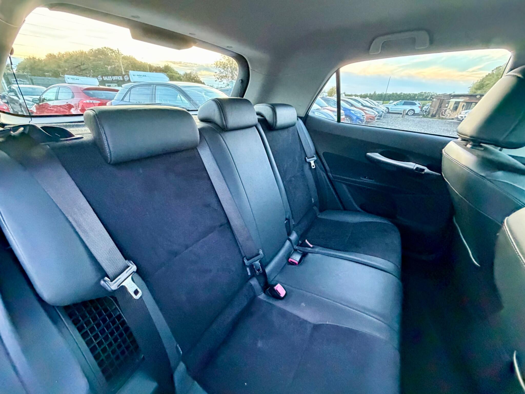 Toyota Auris view 36