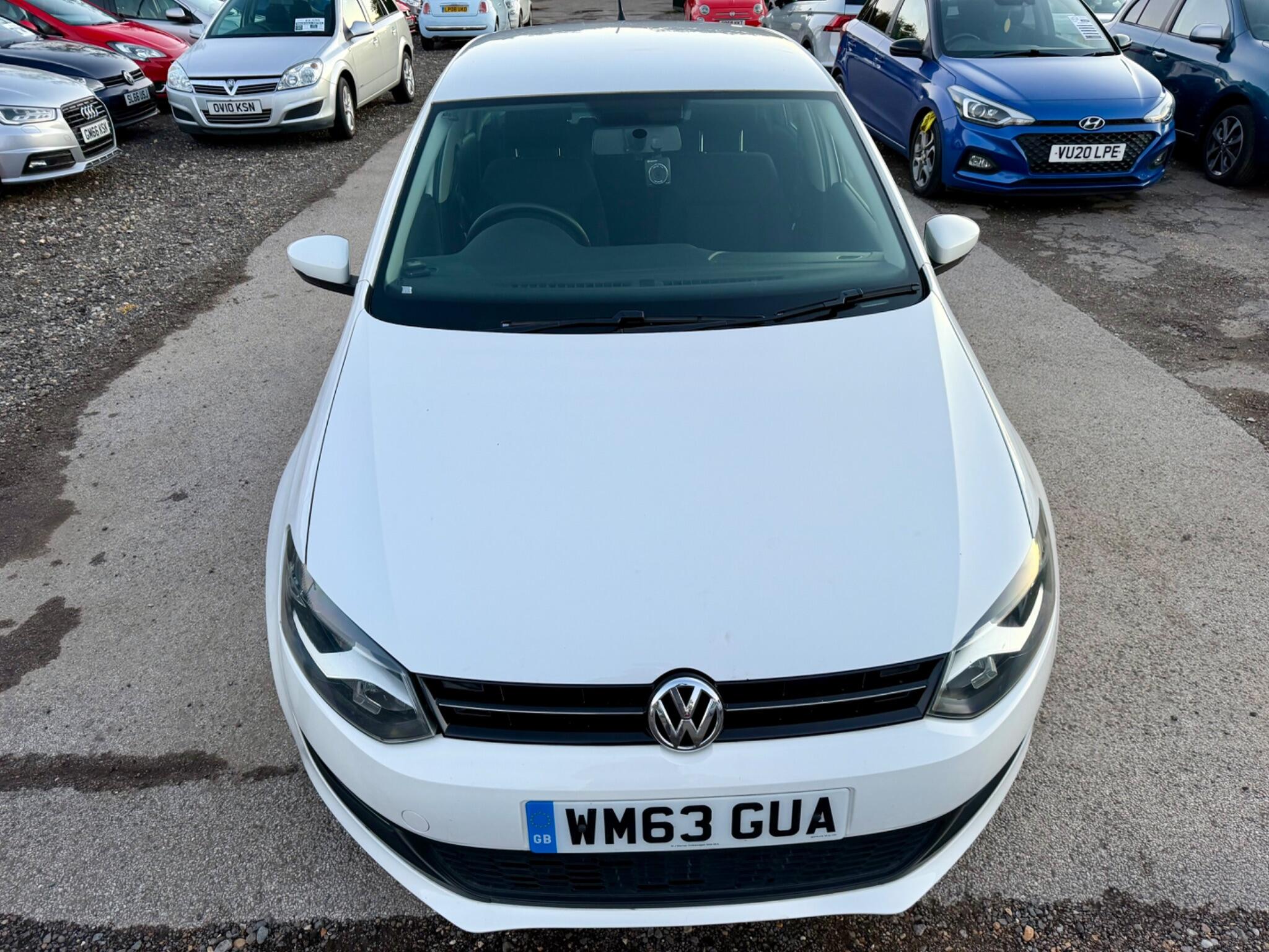 Volkswagen Polo view 3