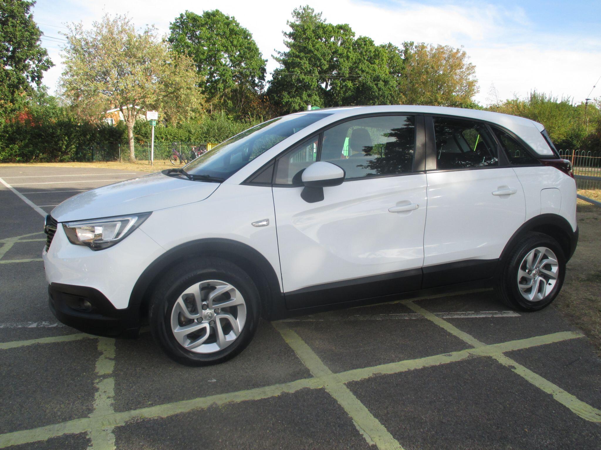 Vauxhall Crossland X view 18