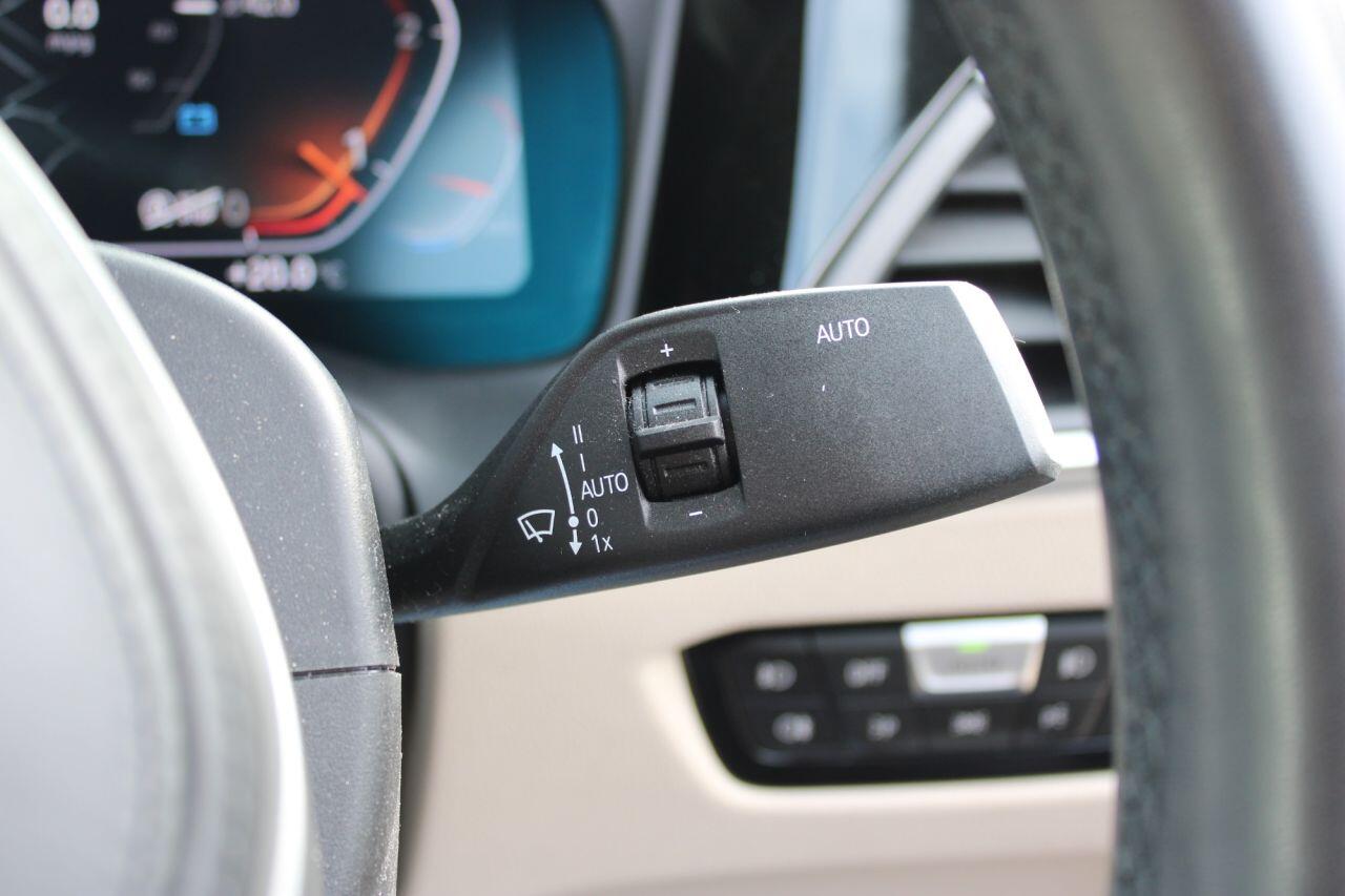 BMW 3 Series view 54