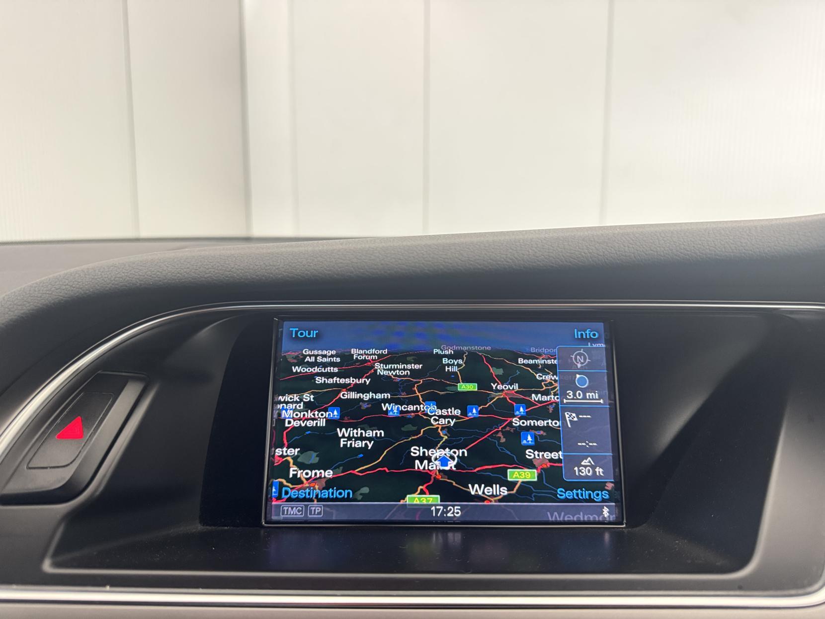Audi A4 Avant view 59