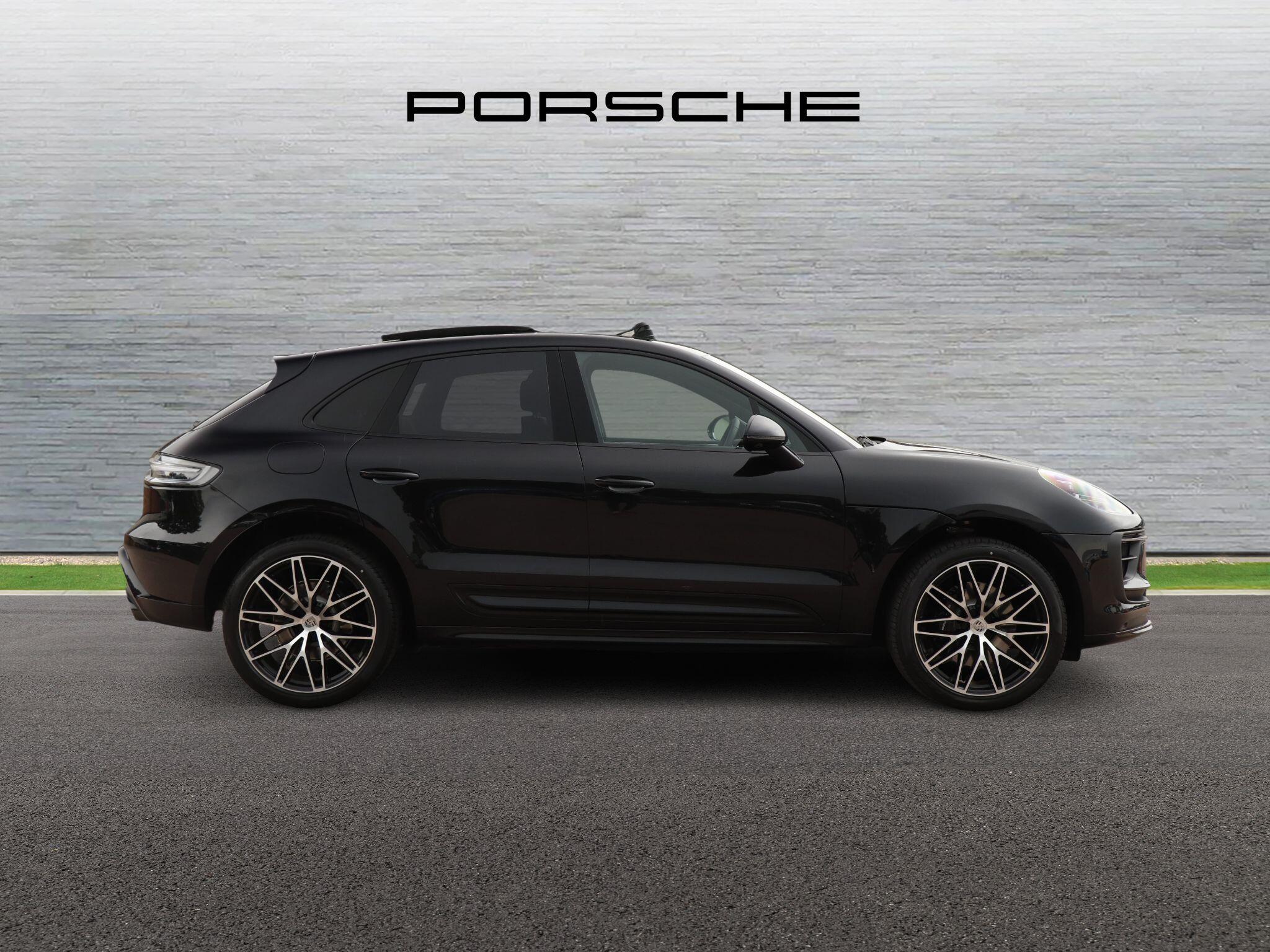 Porsche Macan view 2