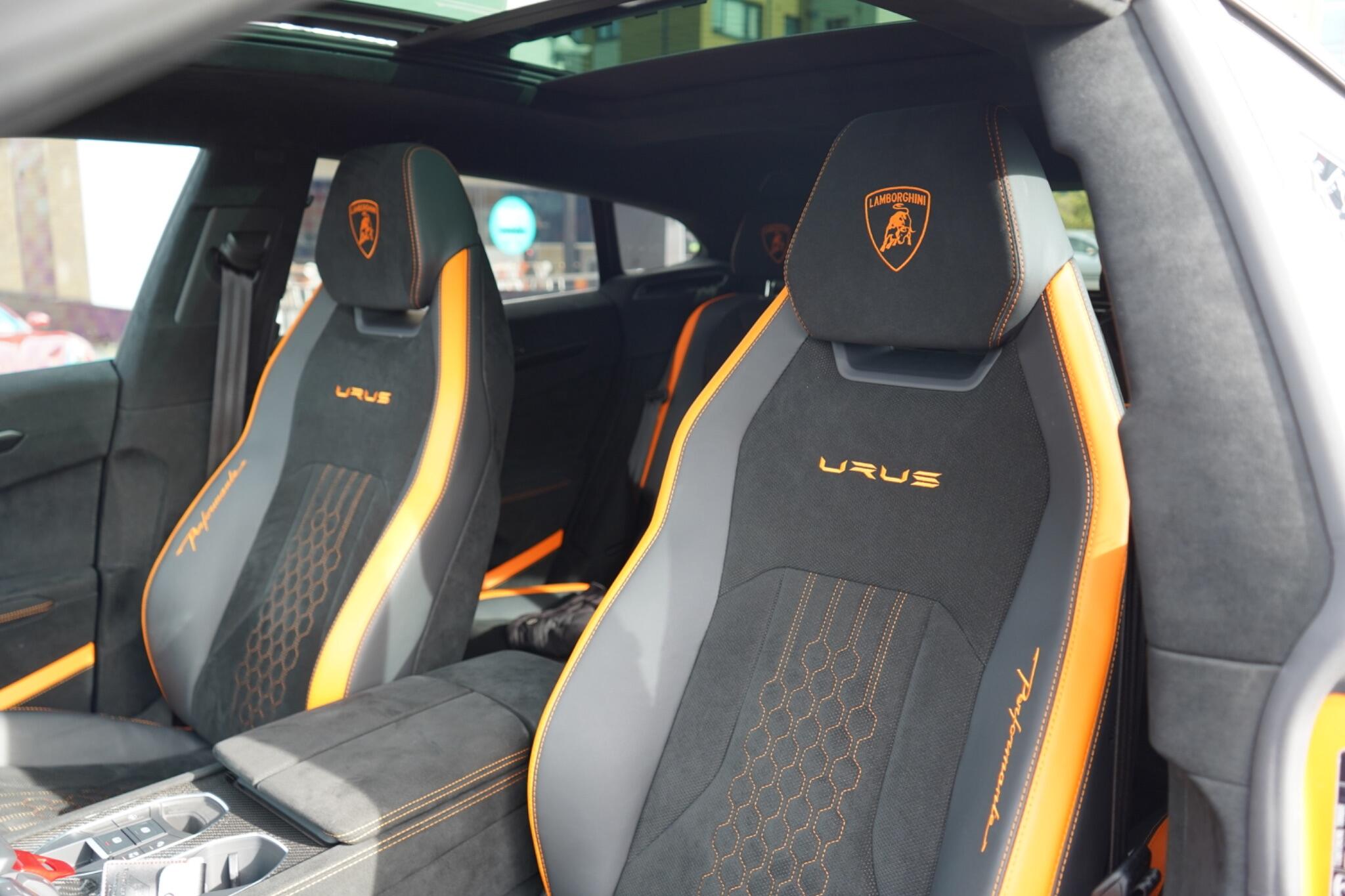 Lamborghini Urus view 28