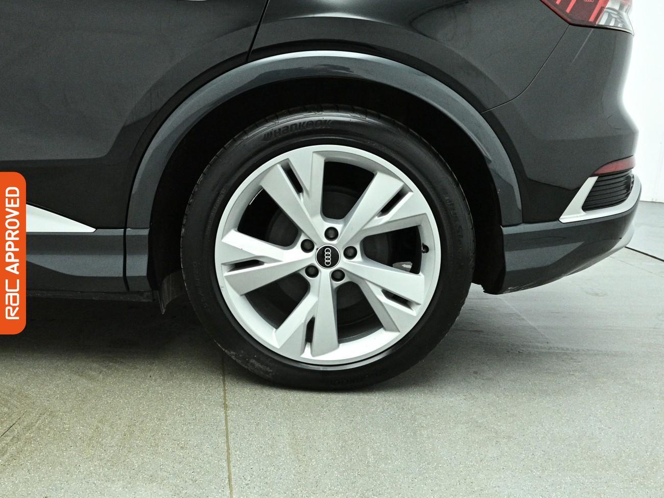 Audi Q4 E-Tron view 32