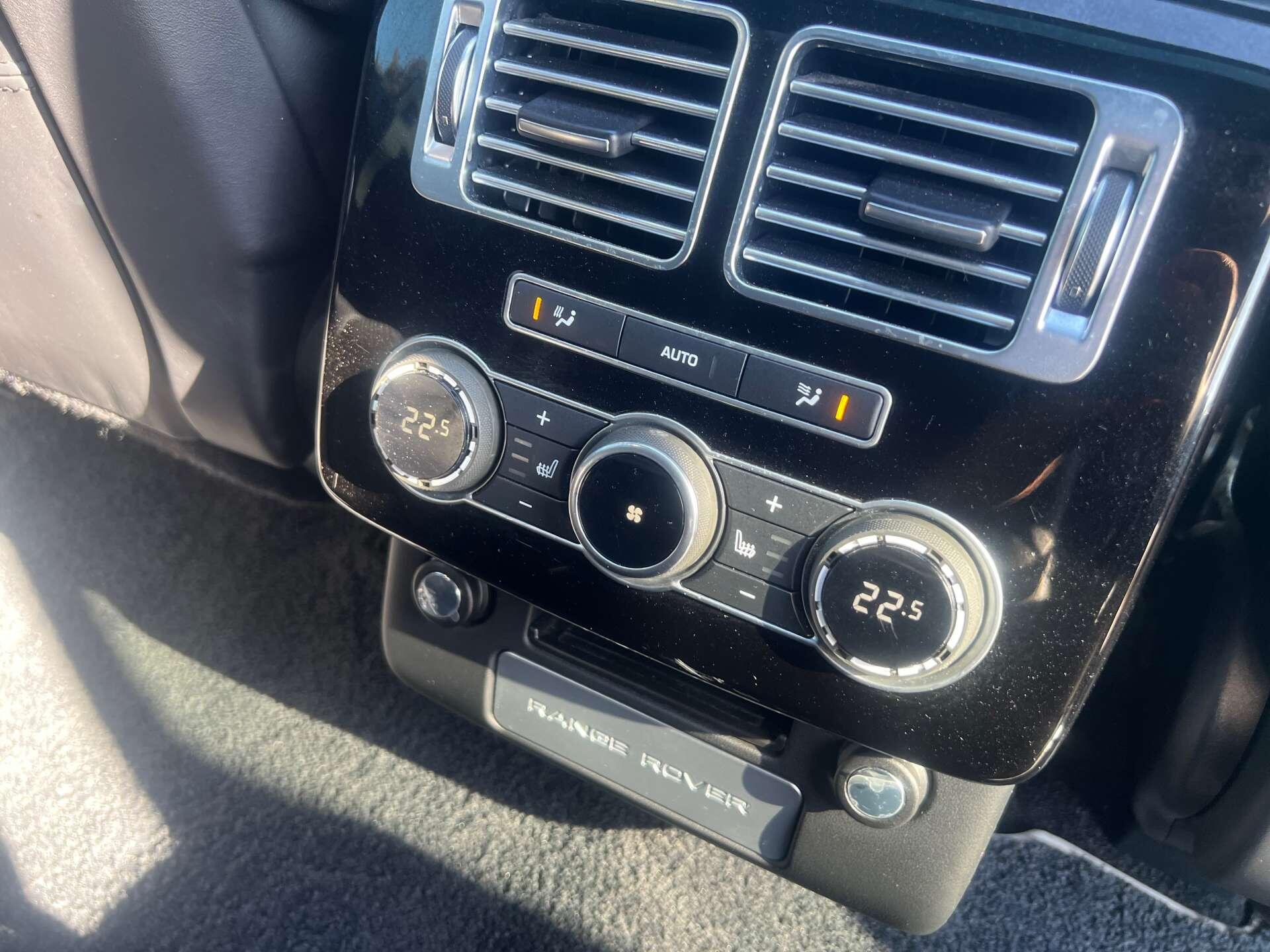 Land Rover Range Rover view 42