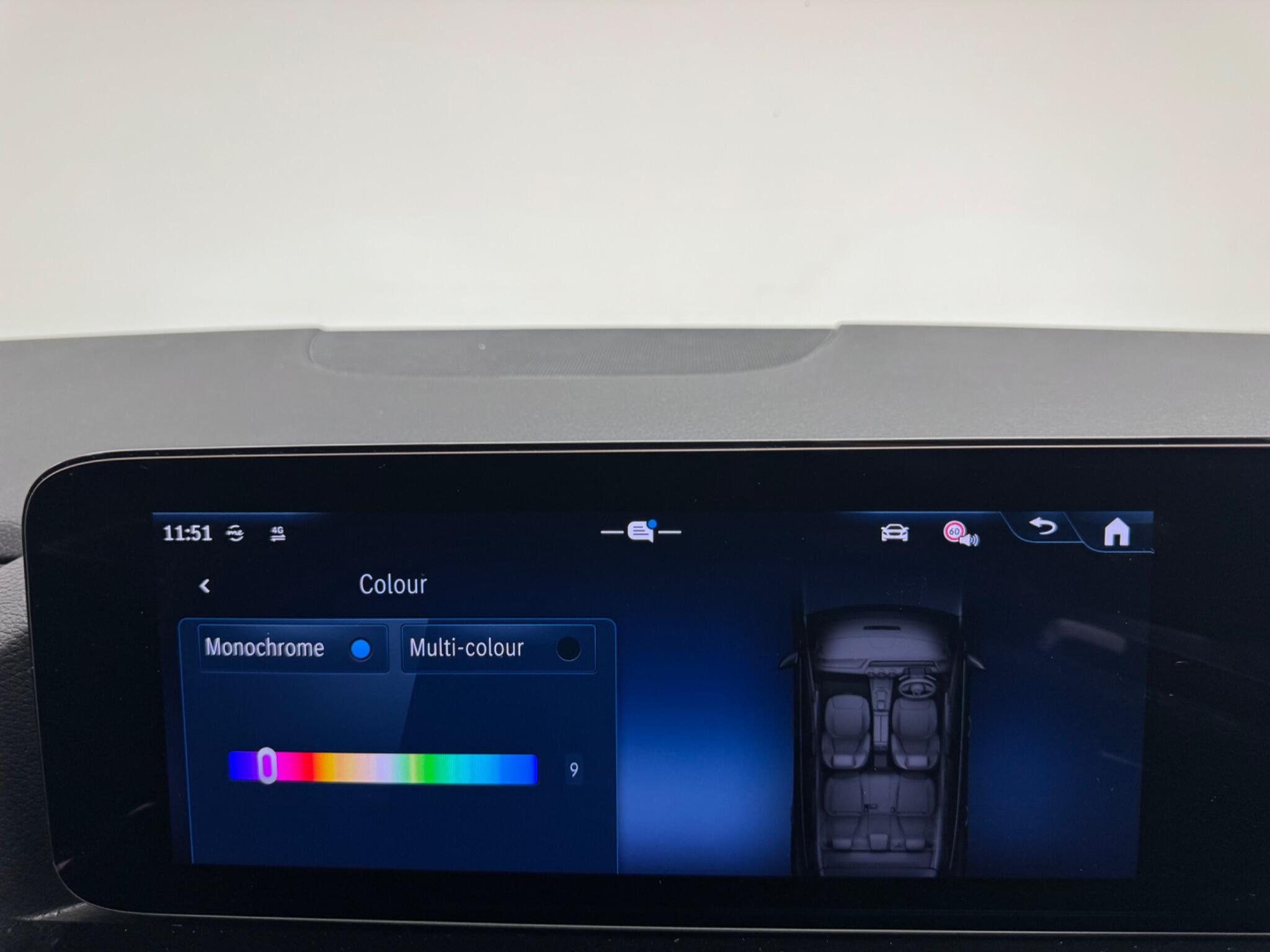 Mercedes-Benz Gla view 23