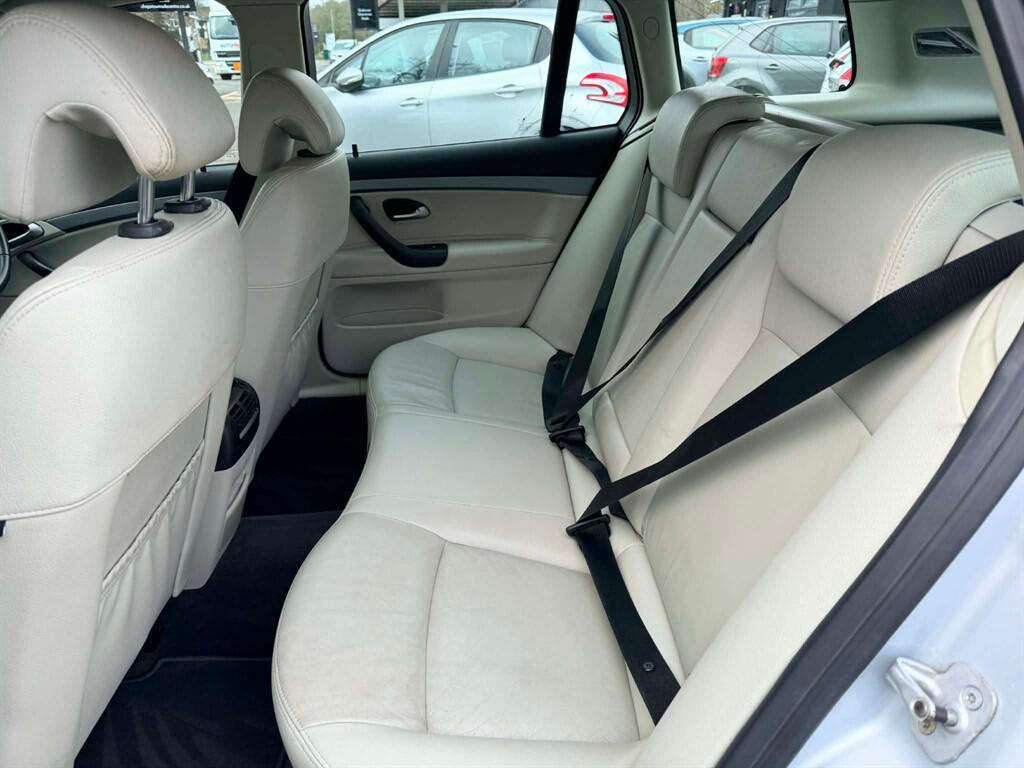 Saab 9-3 view 15
